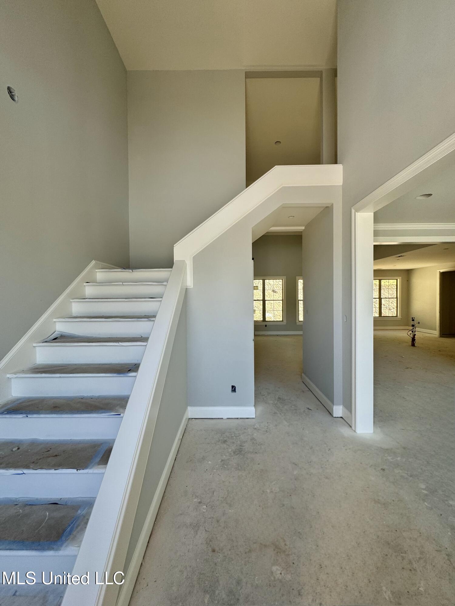 8593 Gwin Hollow Drive Property Photo 6