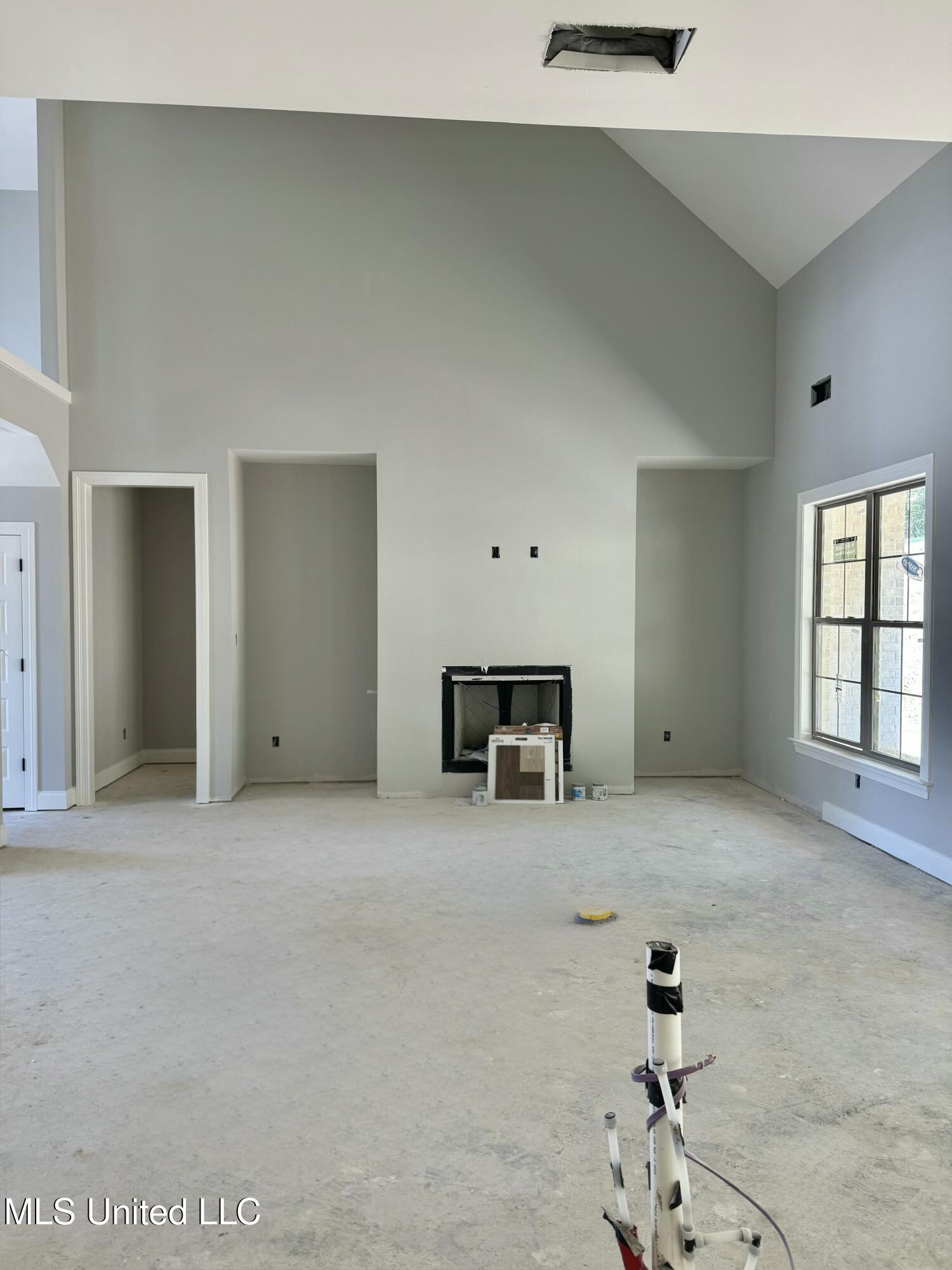 8593 Gwin Hollow Drive Property Photo 9