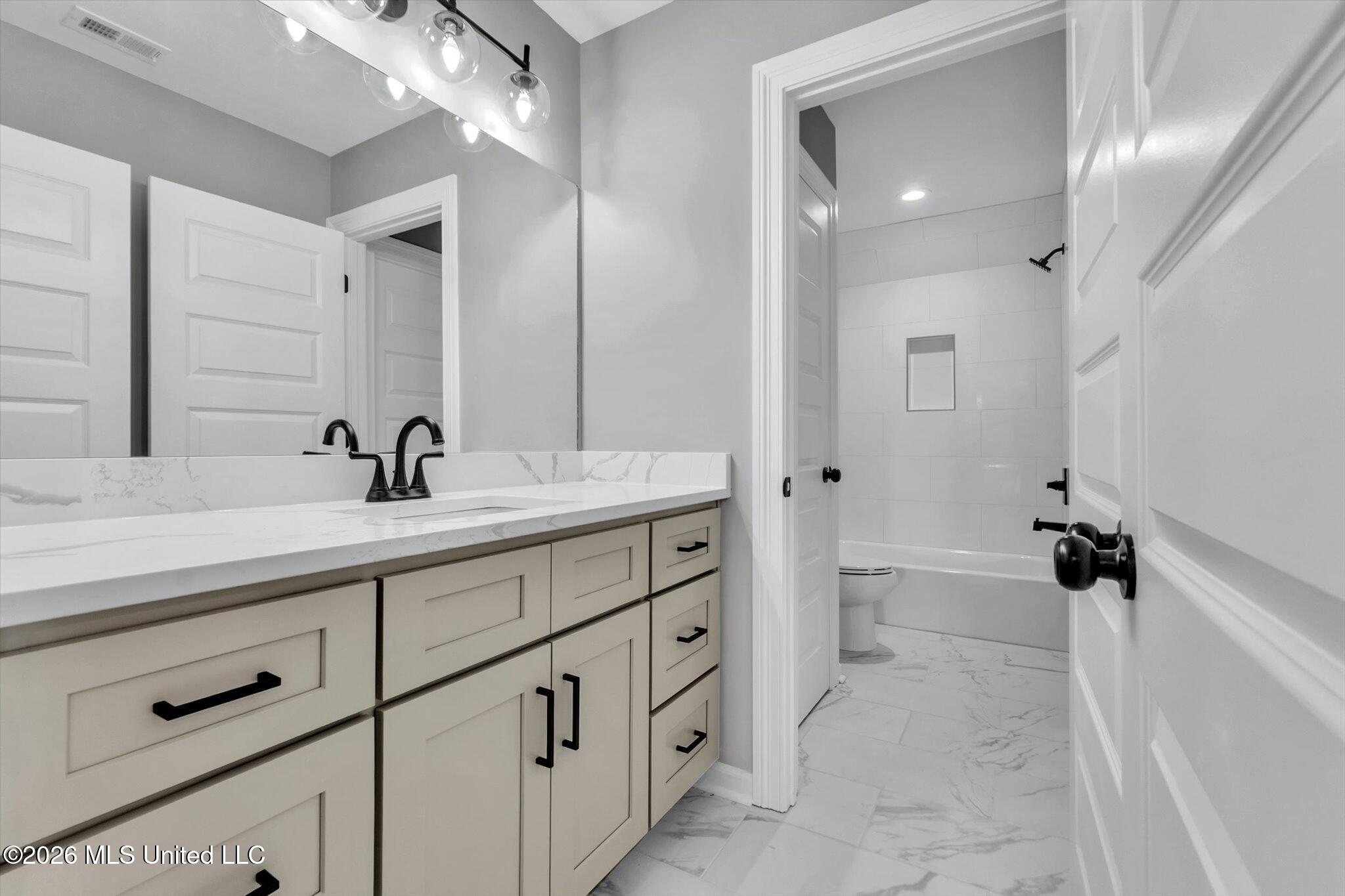 8593 Gwin Hollow Drive Property Photo 40