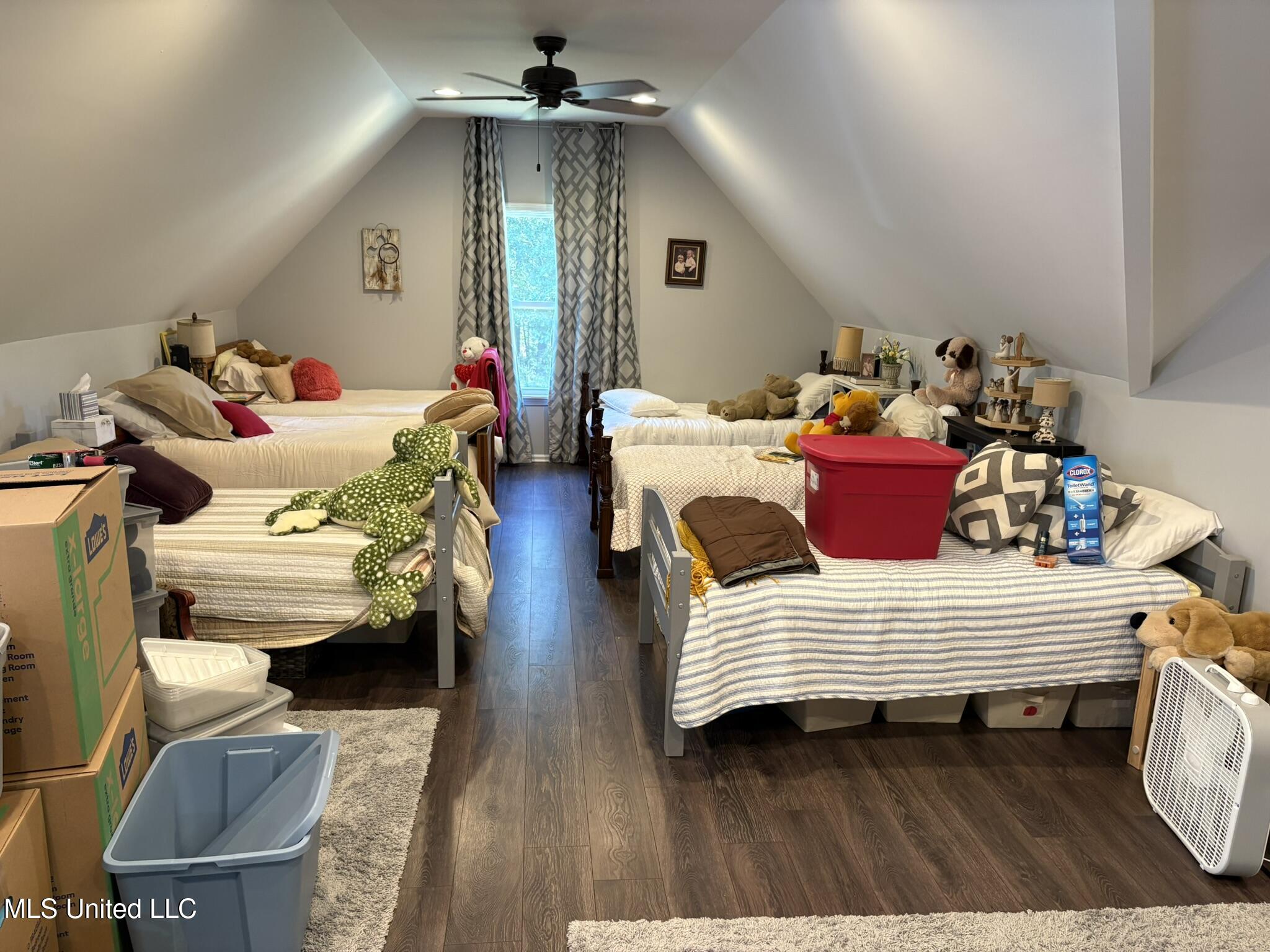 333 Paul White Road Property Photo 21