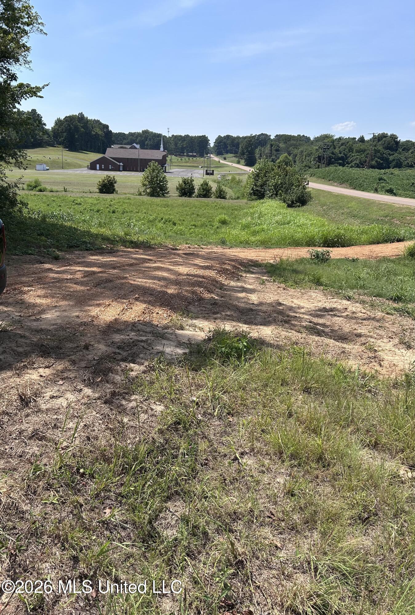 5 W Commerce Property Photo 4