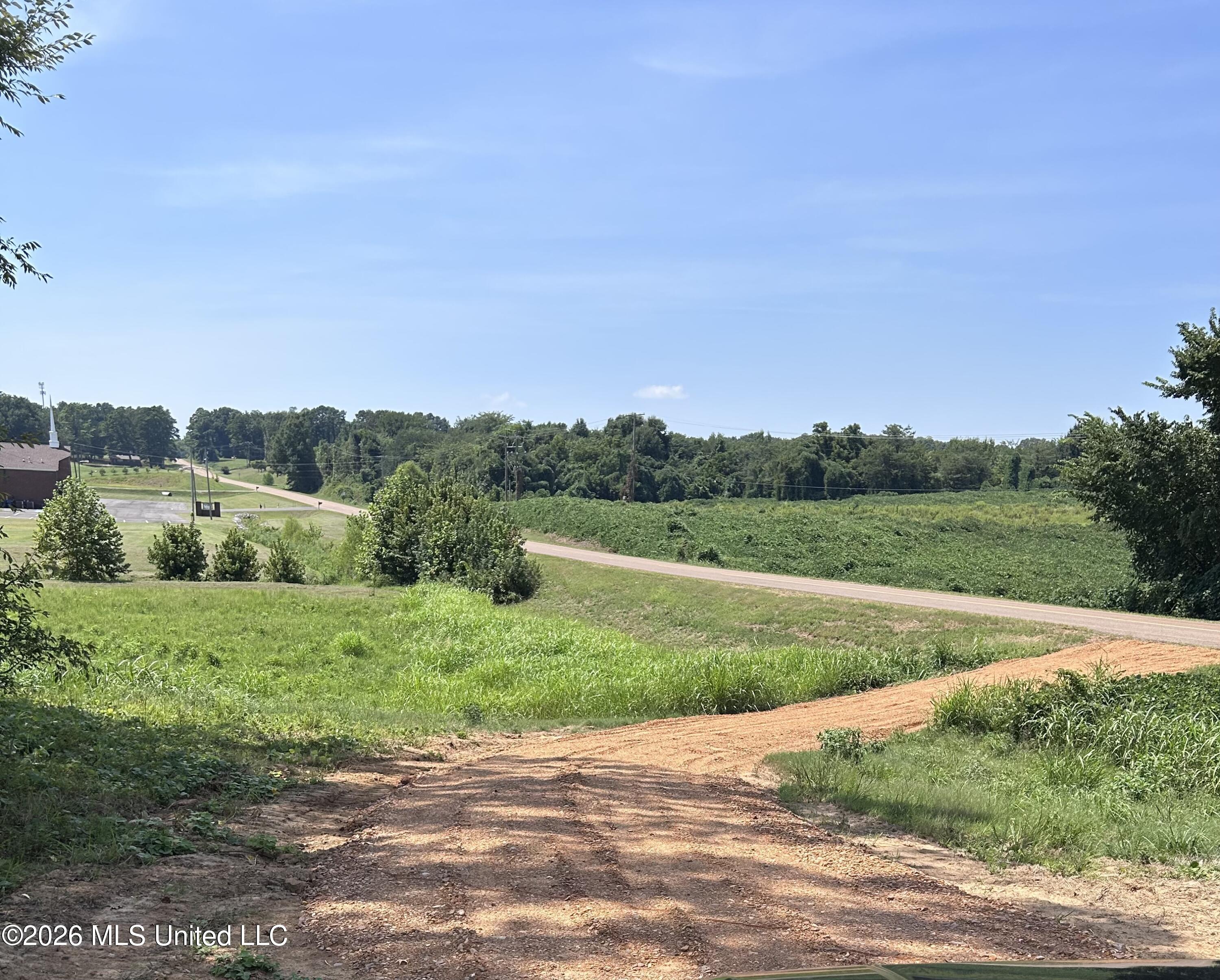 5 W Commerce Property Photo 5