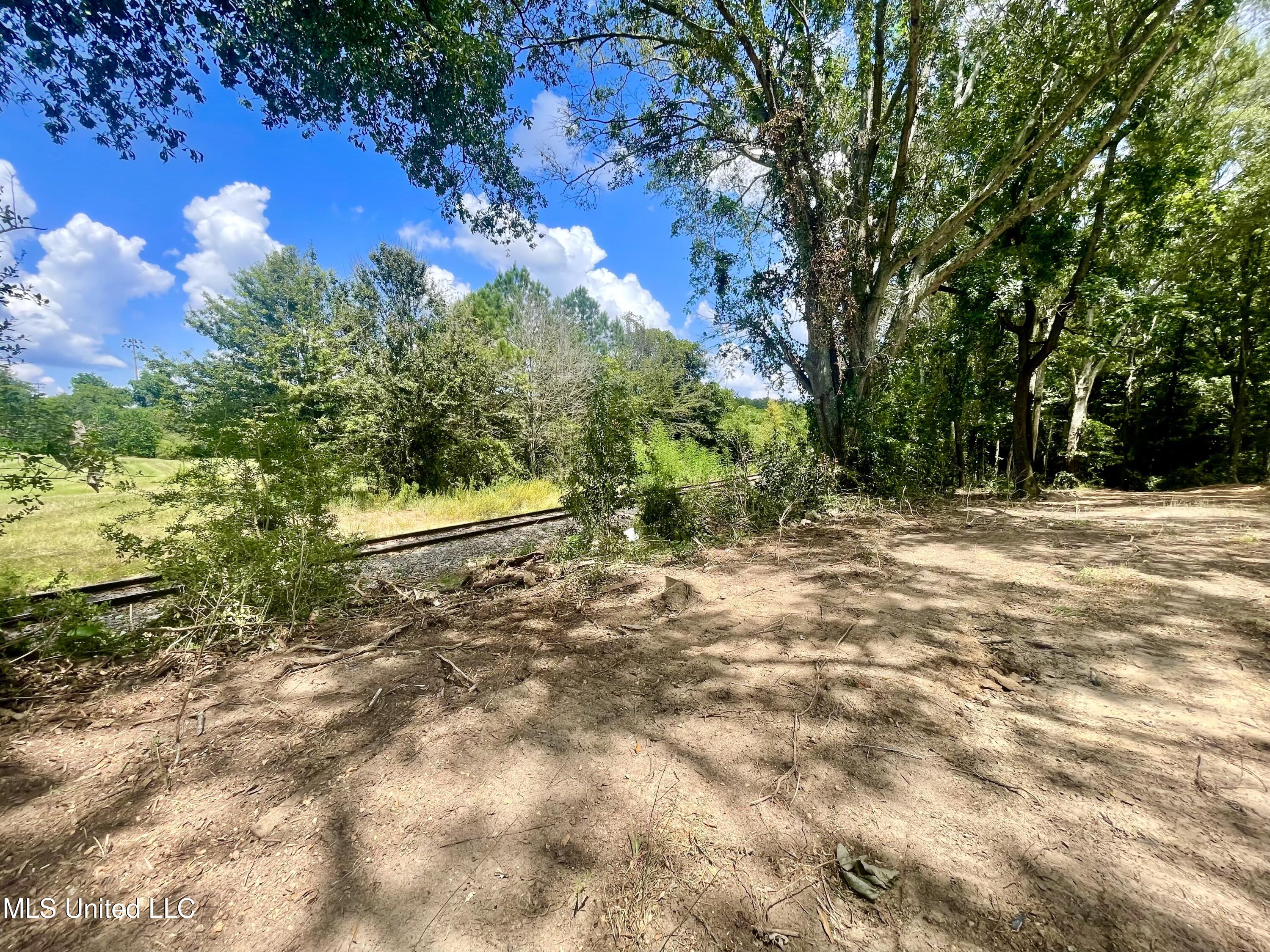 402 Drury Lane Property Photo 11