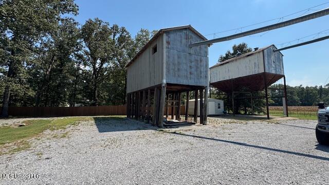 1947 Measells Road Property Photo 4