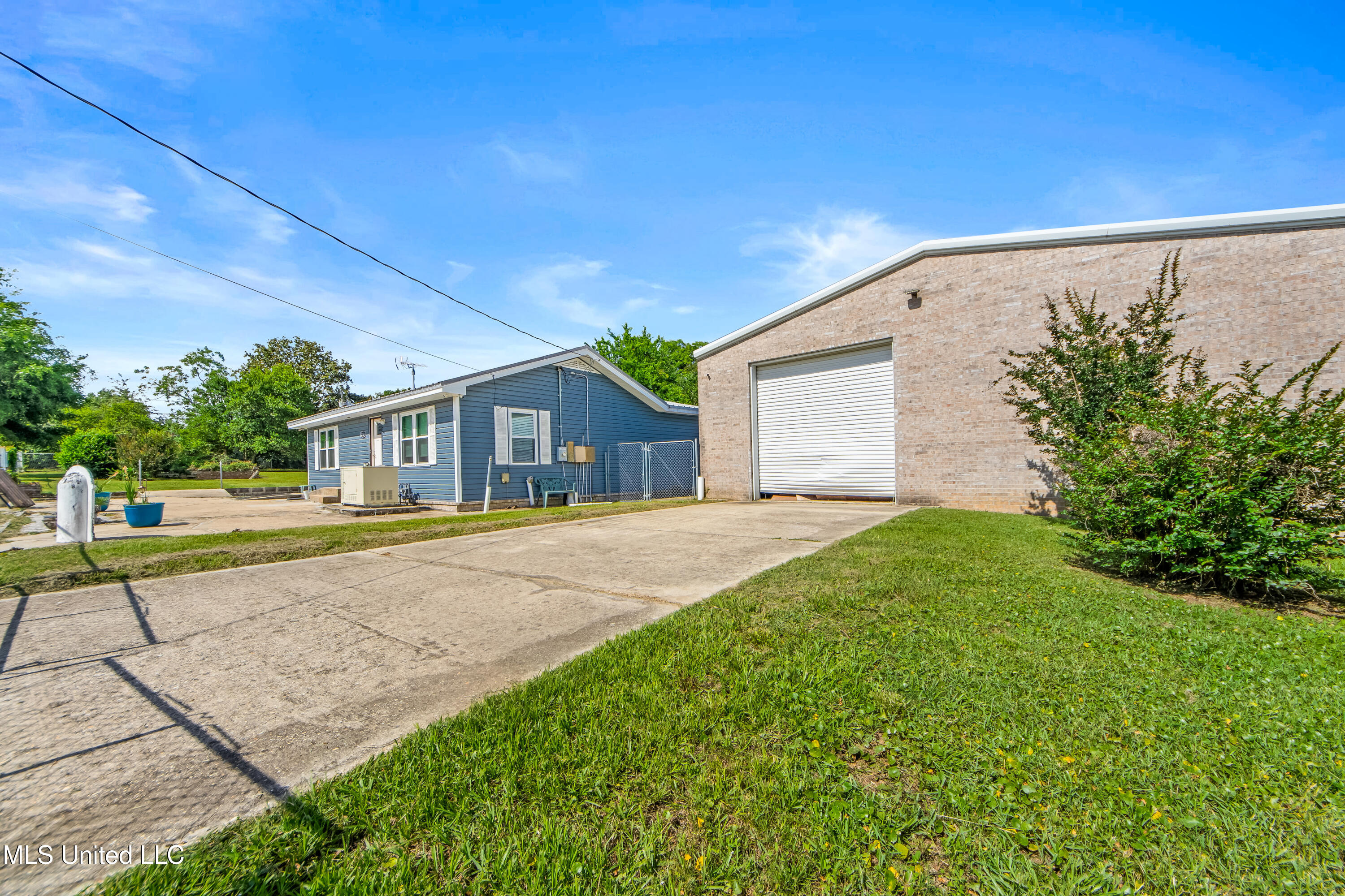 2713 15th Avenue Property Photo 3