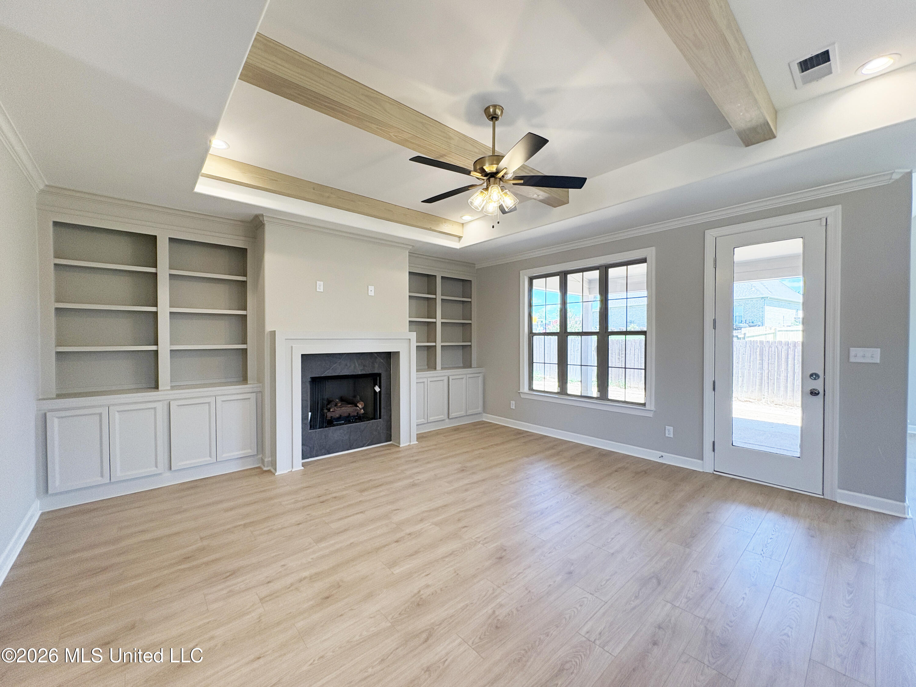 8070 Old Addison Drive Property Photo 3