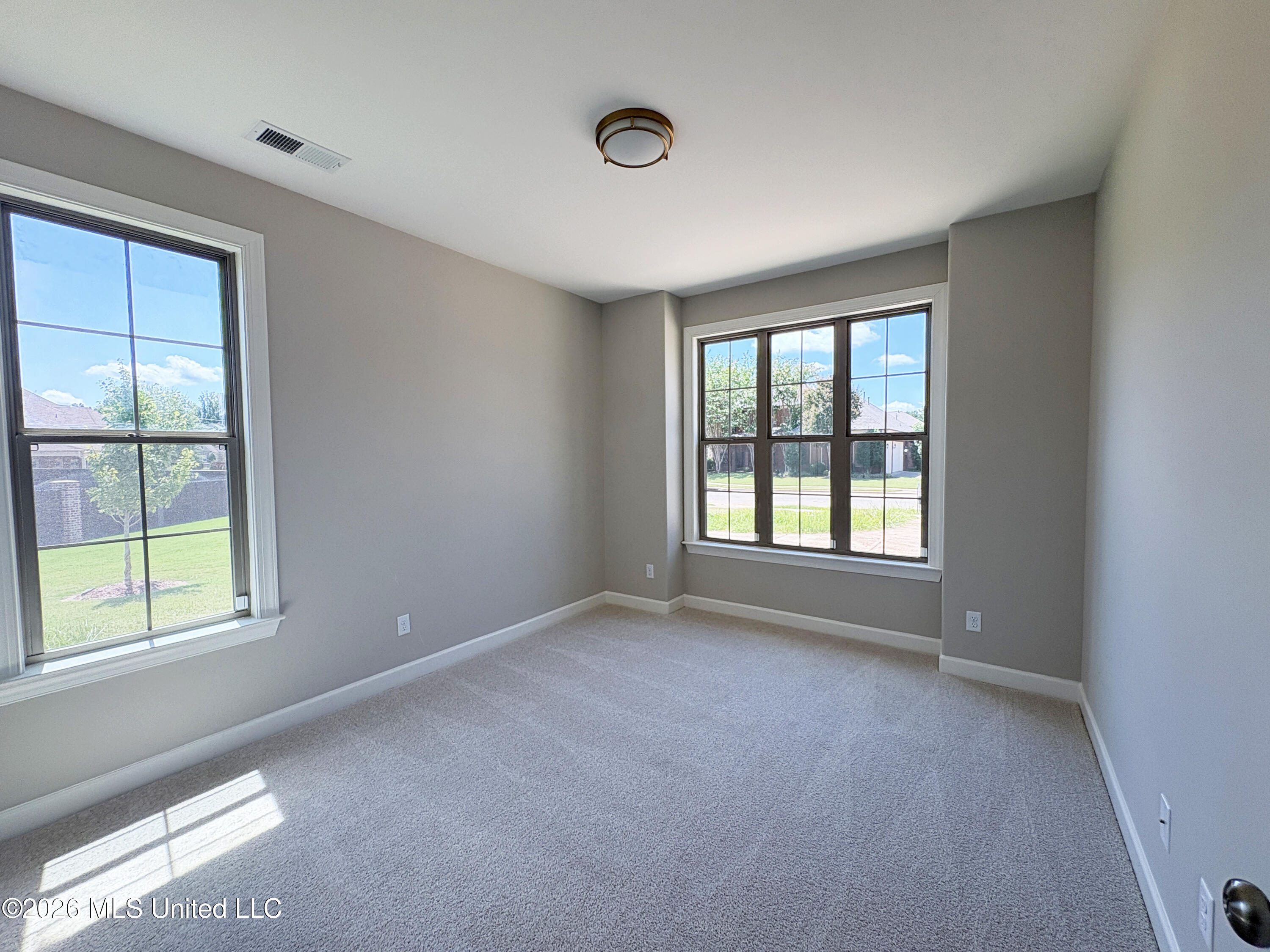 8070 Old Addison Drive Property Photo 12