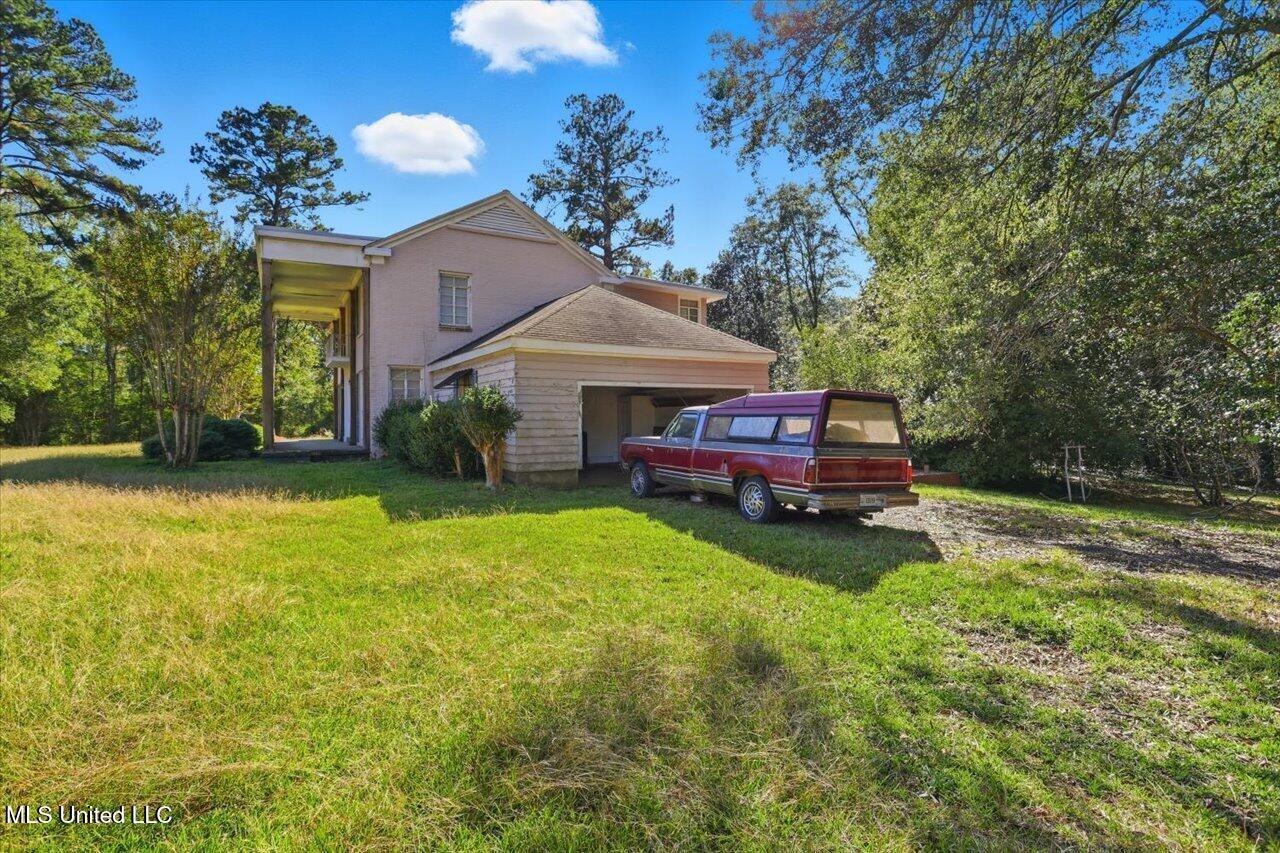 602 Circle Drive Property Photo 7