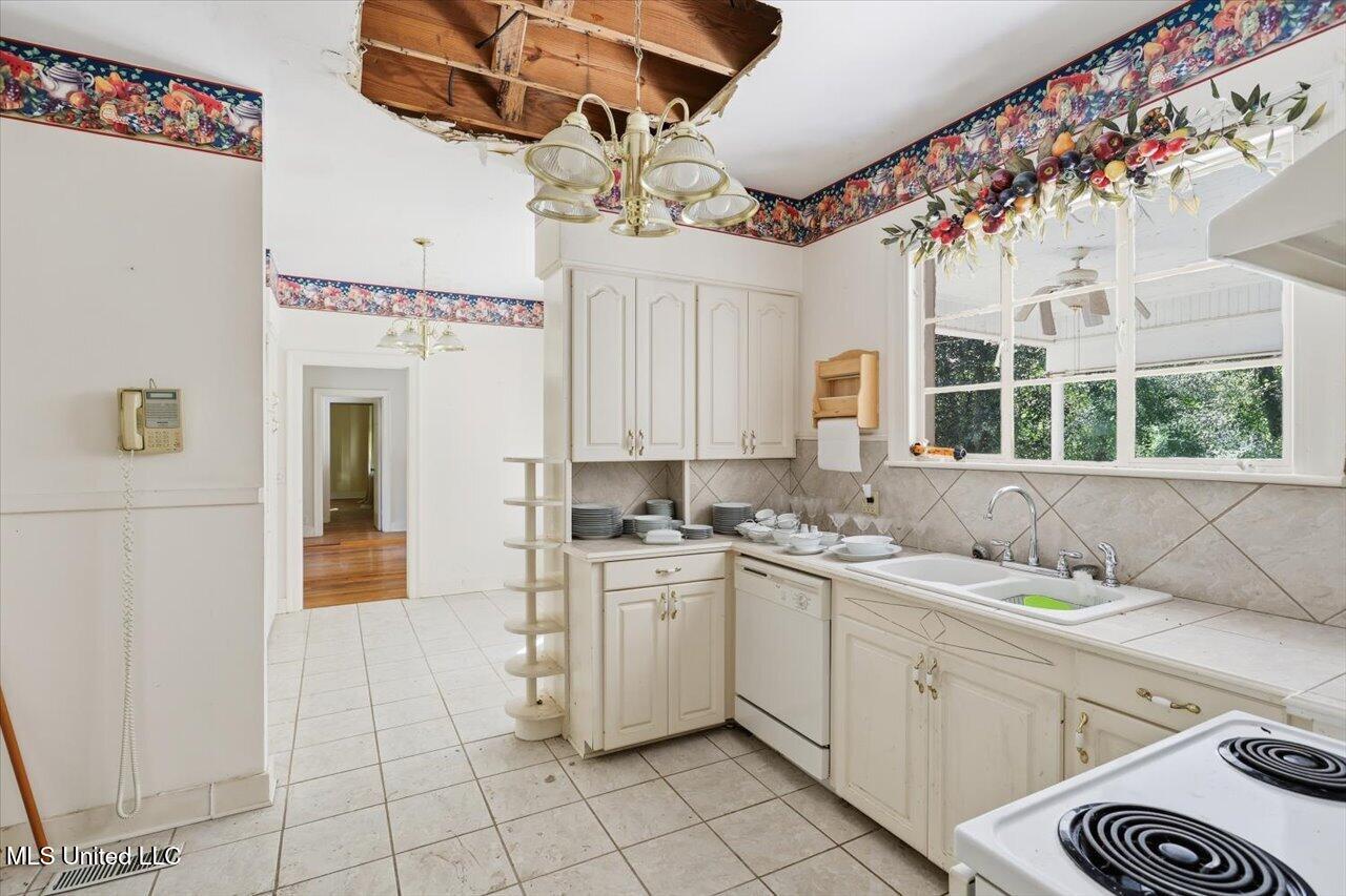 602 Circle Drive Property Photo 15