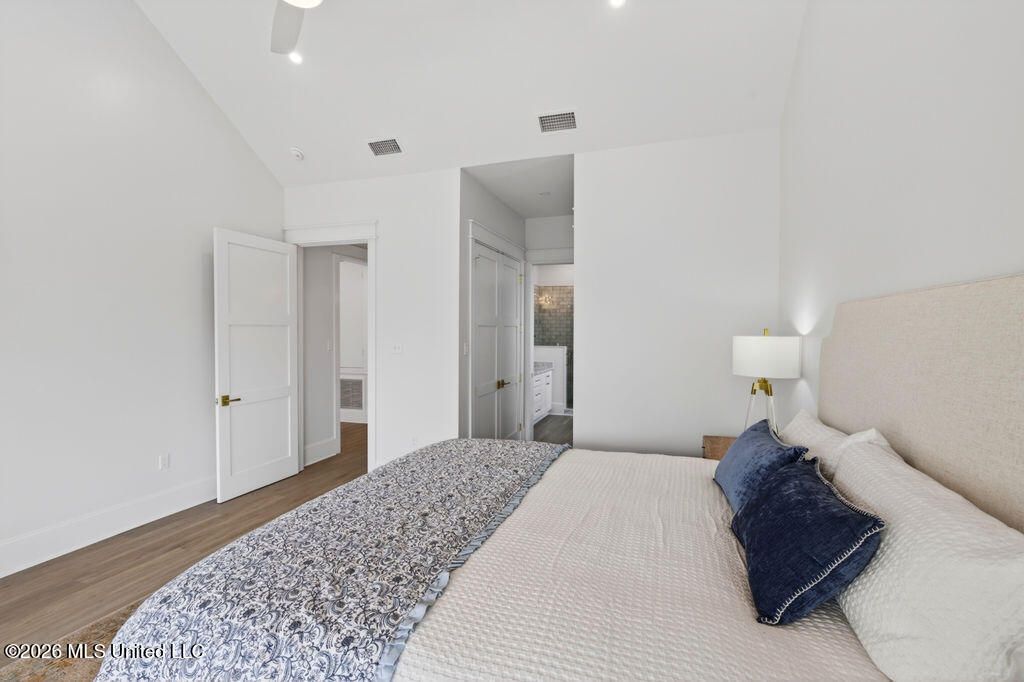 642 N Beach Boulevard Property Photo 30