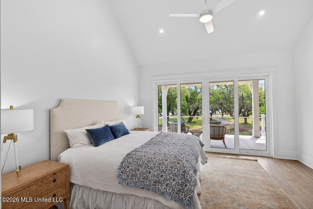 642 N Beach Boulevard Property Photo 31