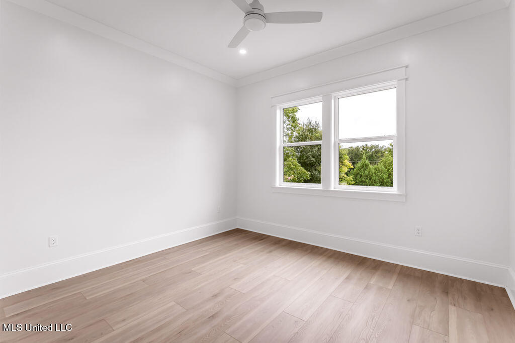 642 N Beach Boulevard Property Photo 39