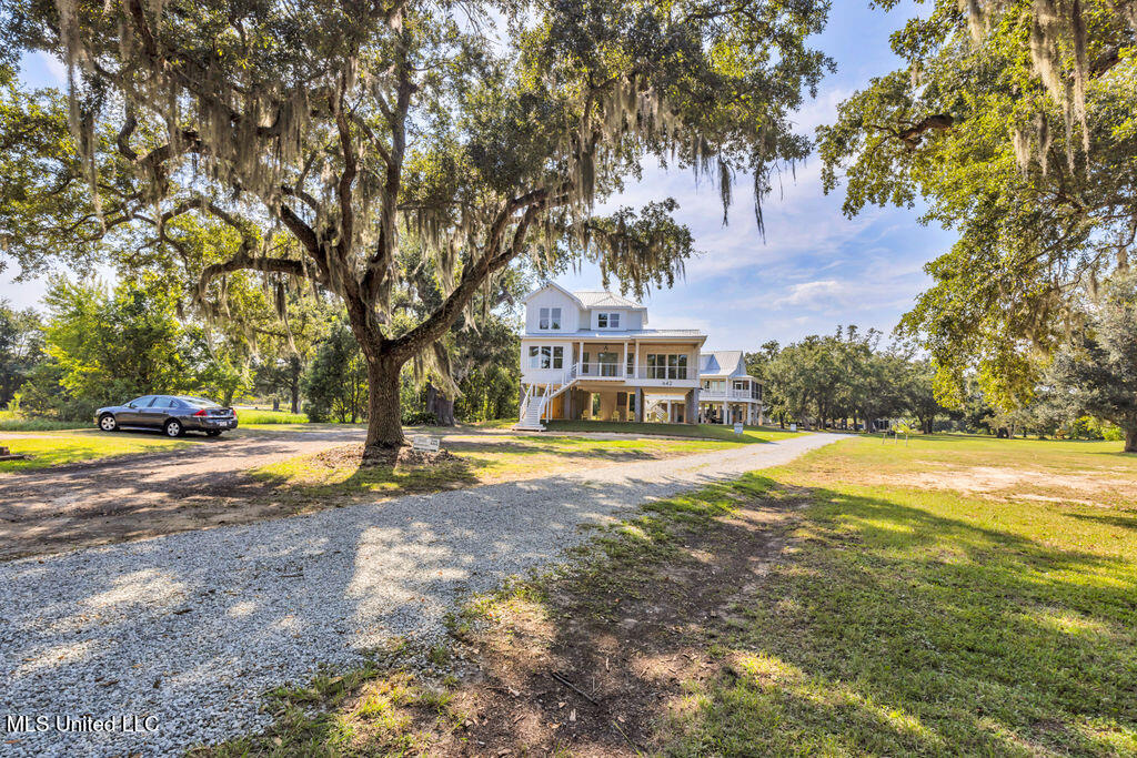 642 N Beach Boulevard Property Photo 64