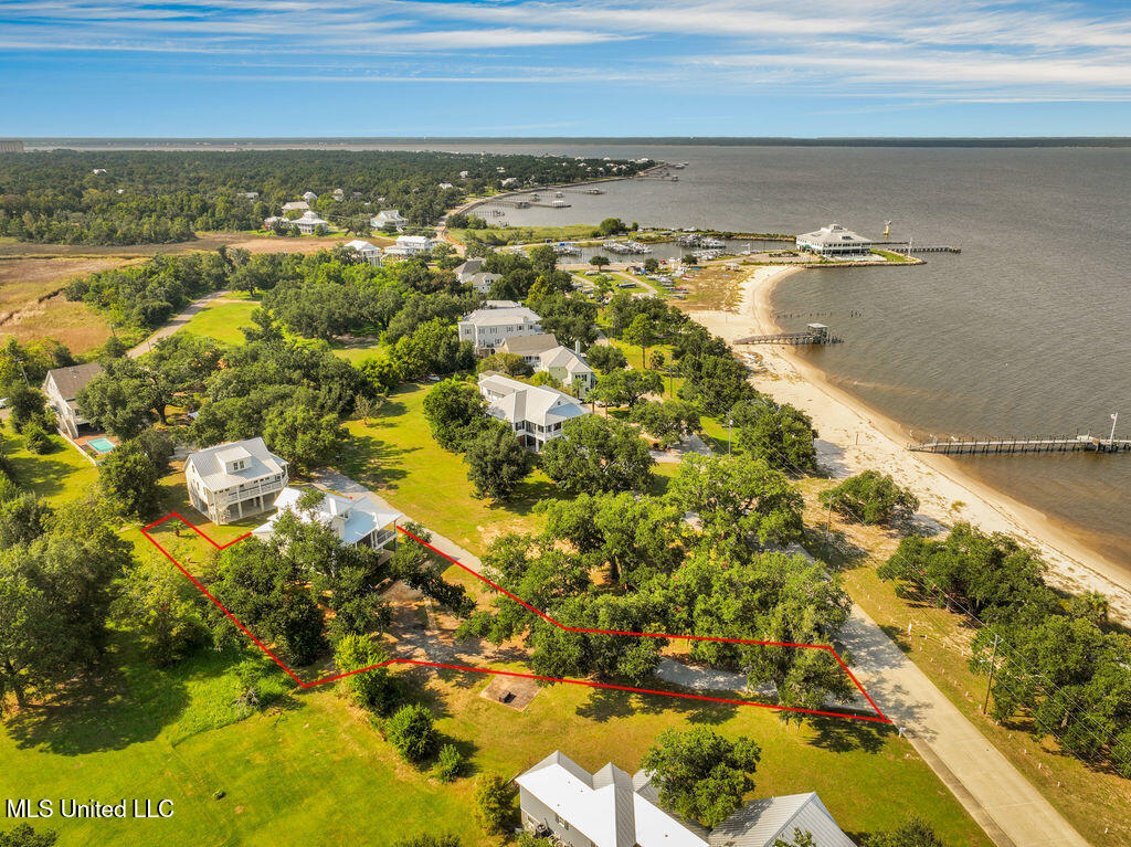 642 N Beach Boulevard Property Photo 70