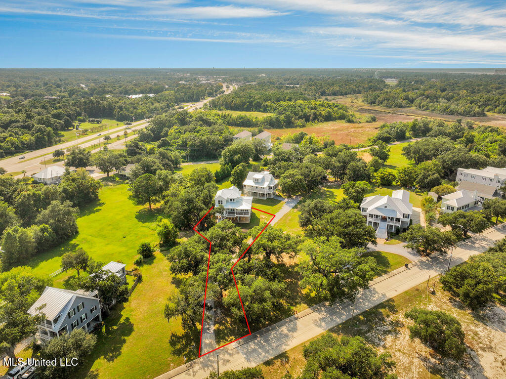 642 N Beach Boulevard Property Photo 71
