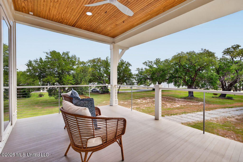 642 N Beach Boulevard Property Photo 72