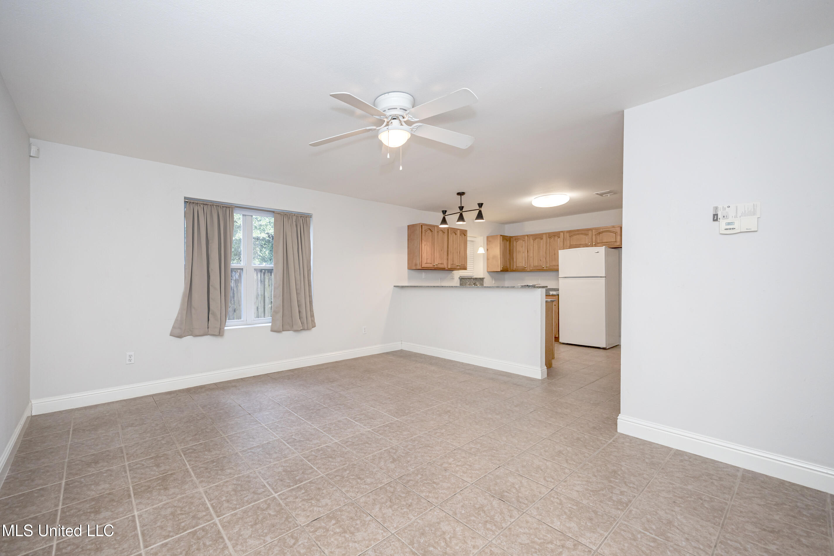 1457 Georgia Place Property Photo 8