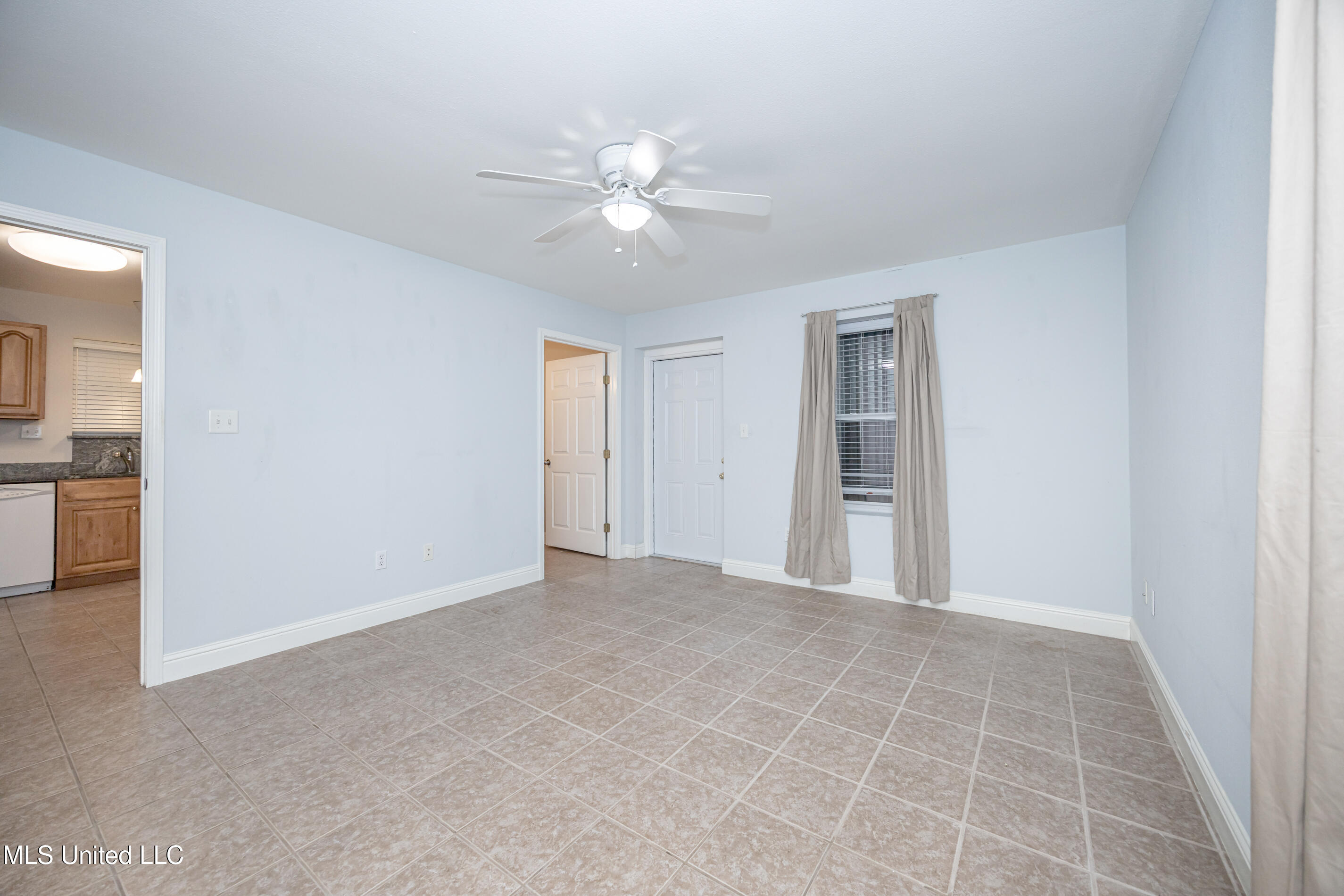 1457 Georgia Place Property Photo 18