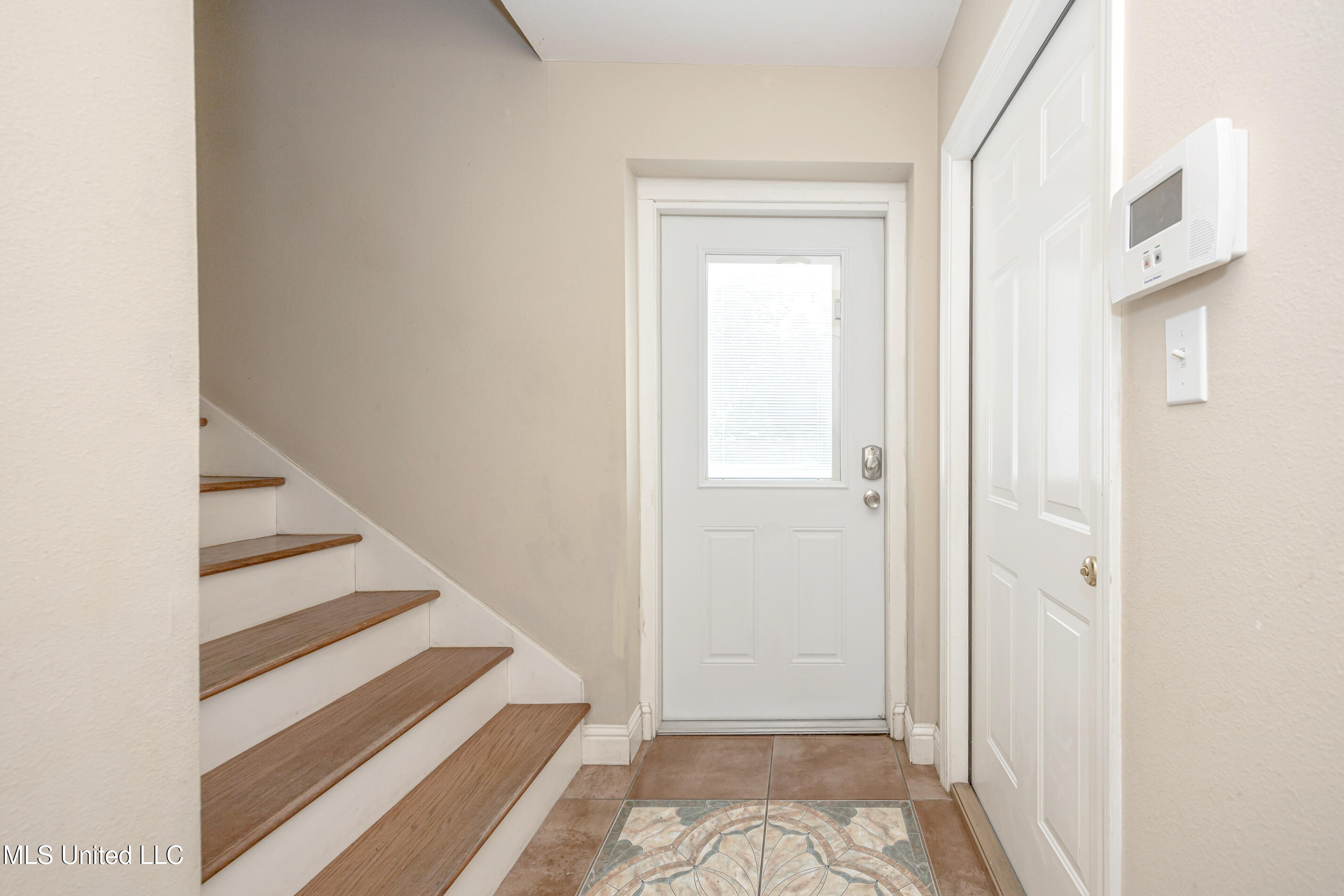 1457 Georgia Place Property Photo 22