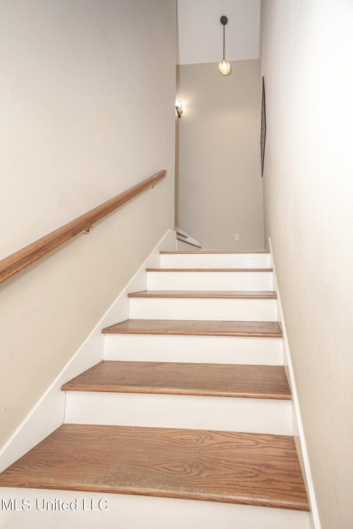 1457 Georgia Place Property Photo 24