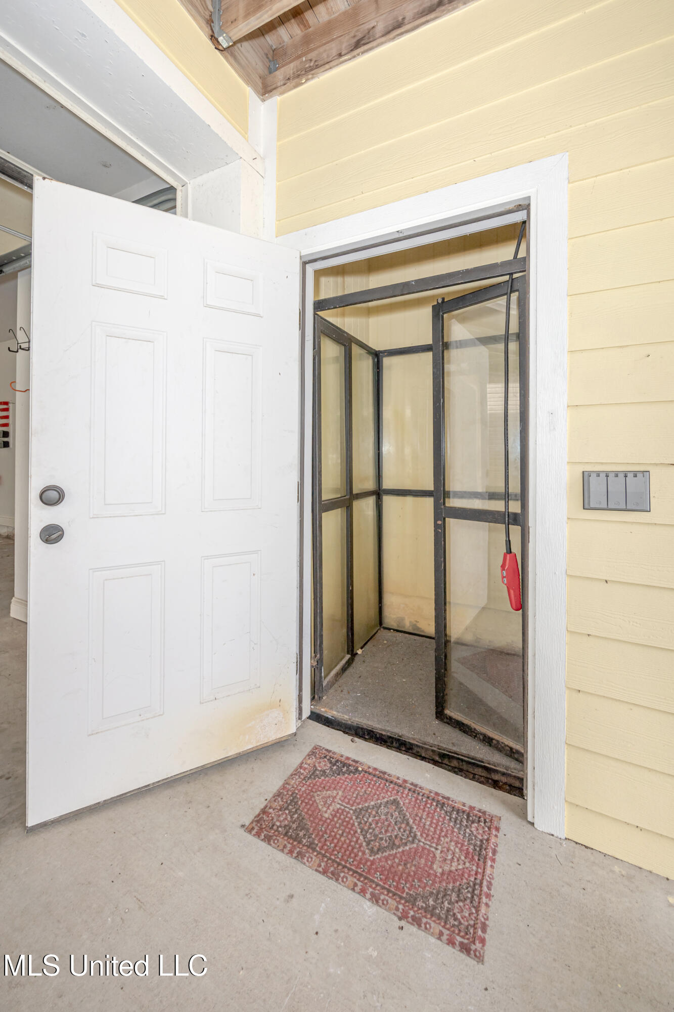 1457 Georgia Place Property Photo 28