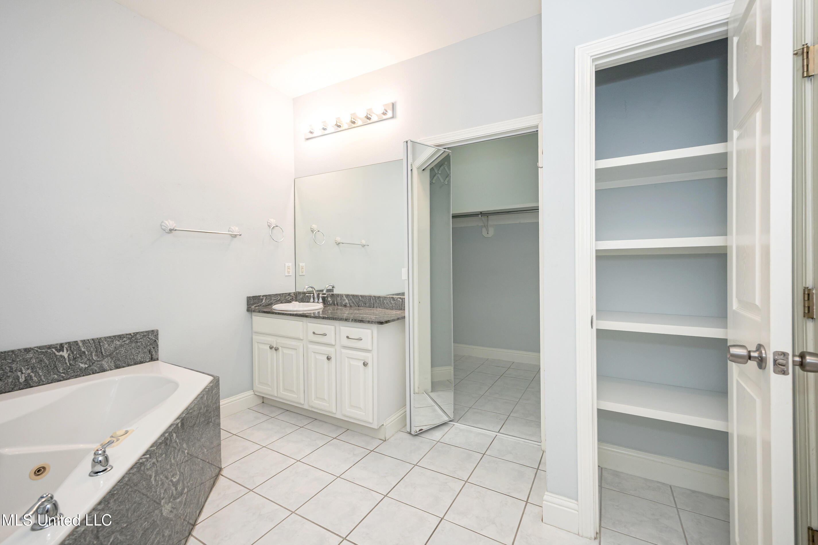 1457 Georgia Place Property Photo 47