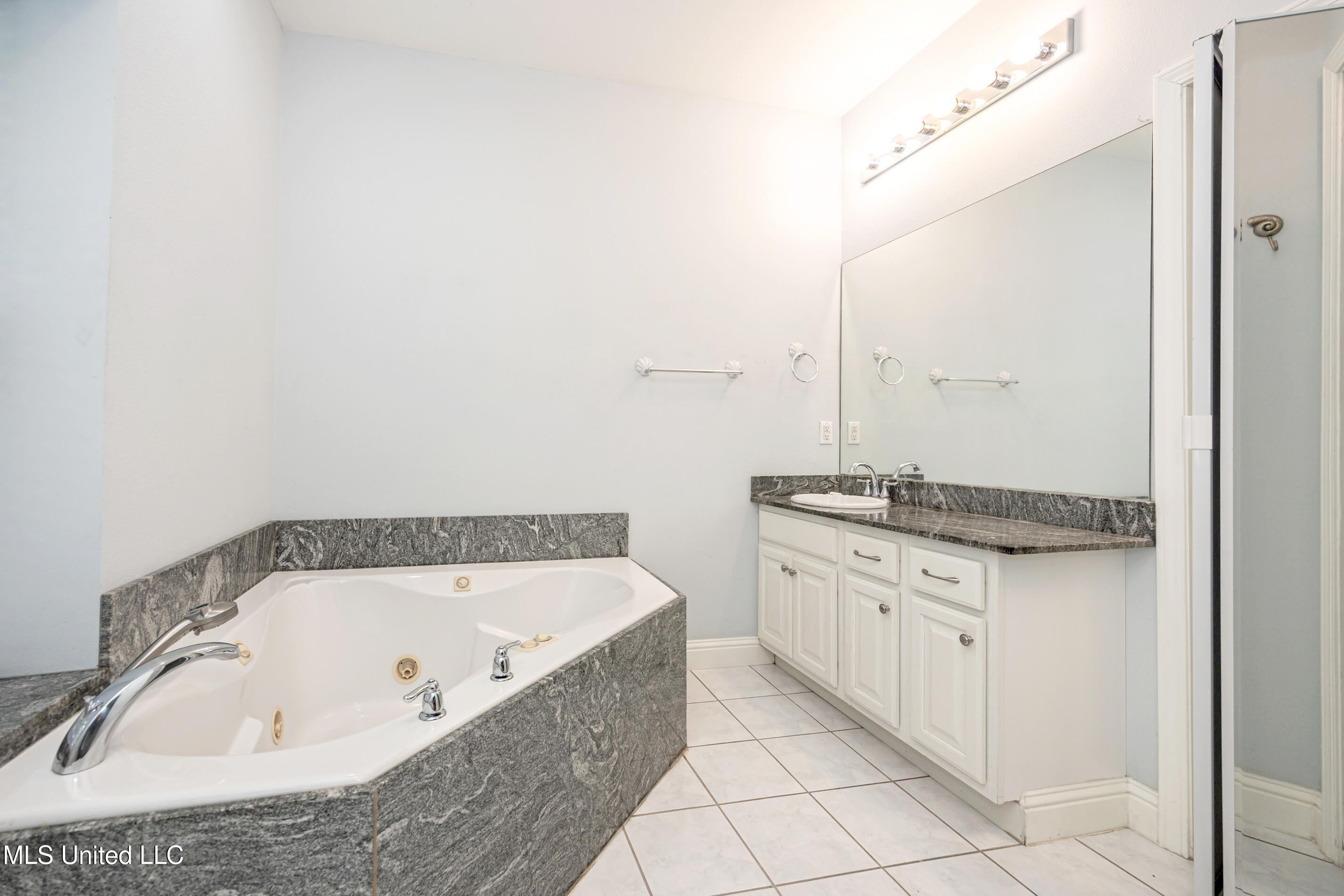 1457 Georgia Place Property Photo 49