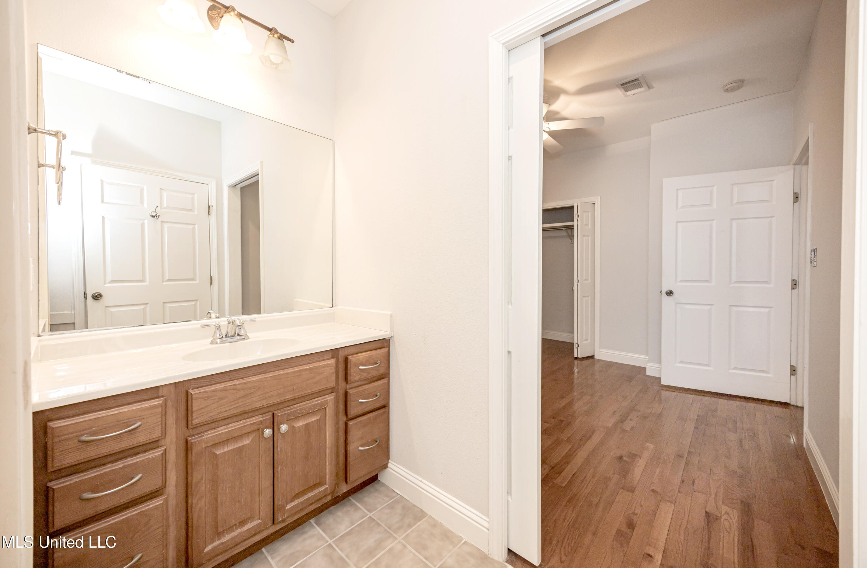 1457 Georgia Place Property Photo 54