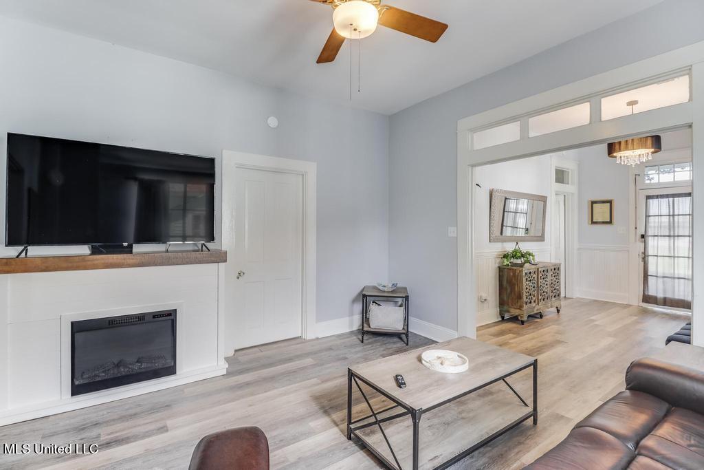 132 Dukate Street Property Photo 7