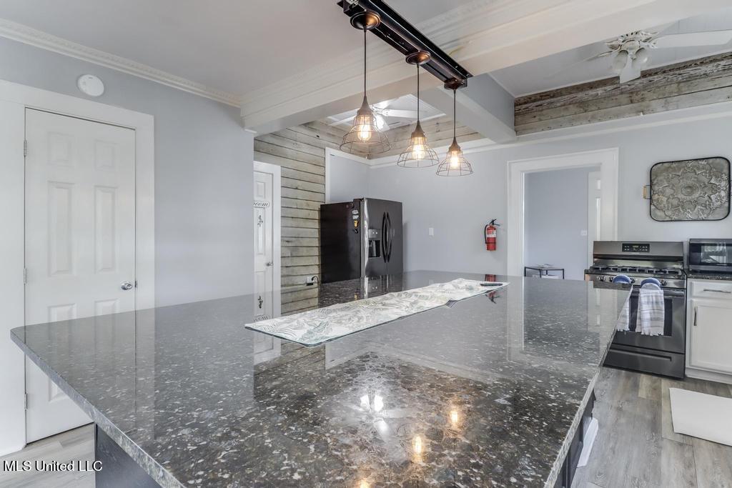 132 Dukate Street Property Photo 9