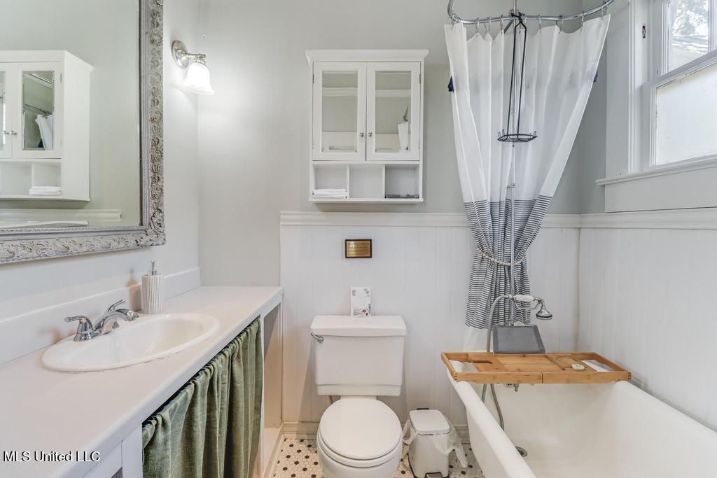 132 Dukate Street Property Photo 14