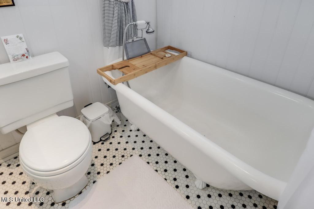 132 Dukate Street Property Photo 15