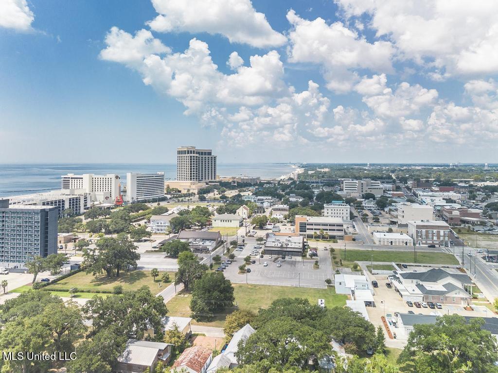 132 Dukate Street Property Photo 34