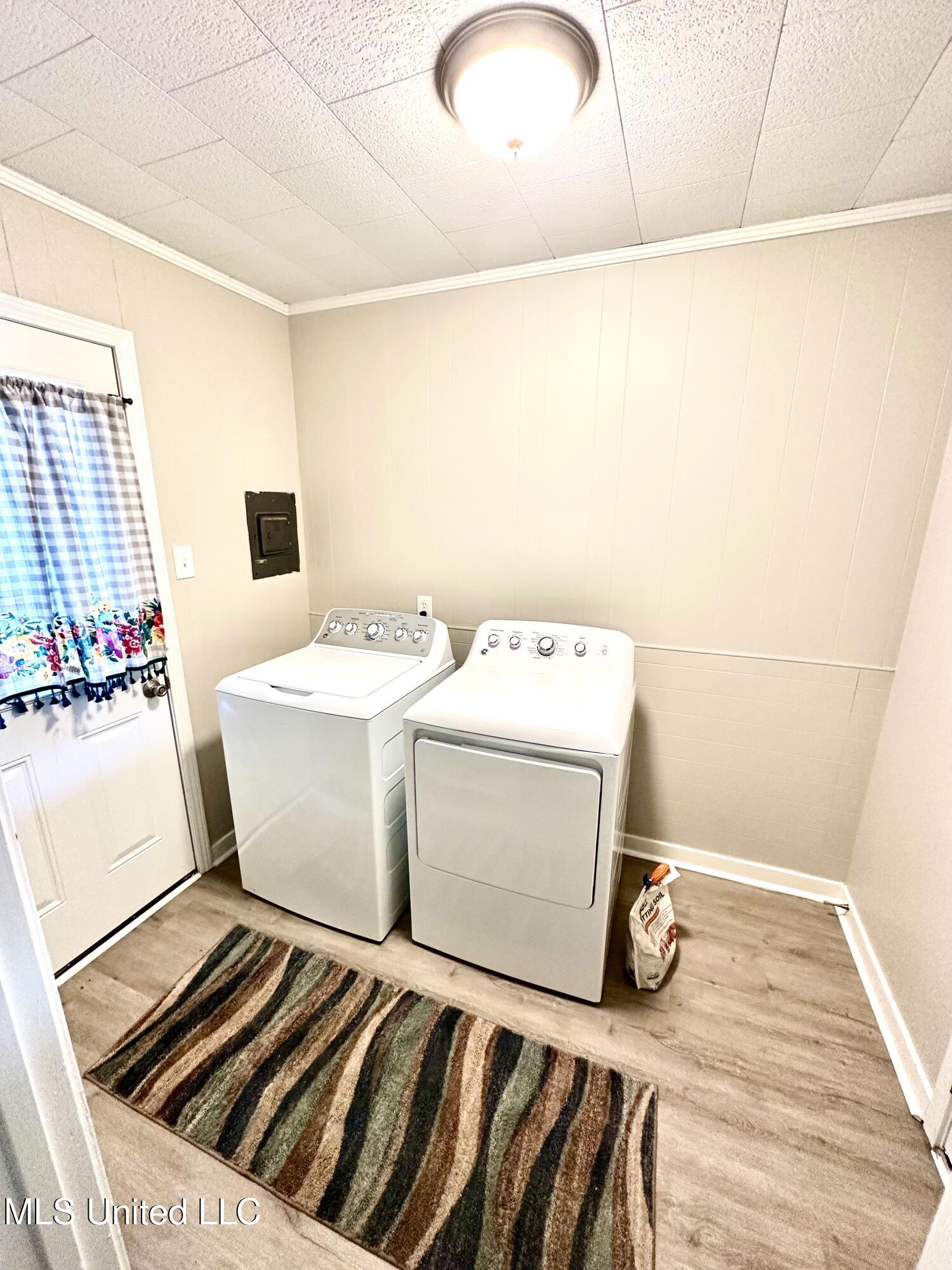 715 Ann Street Property Photo 9