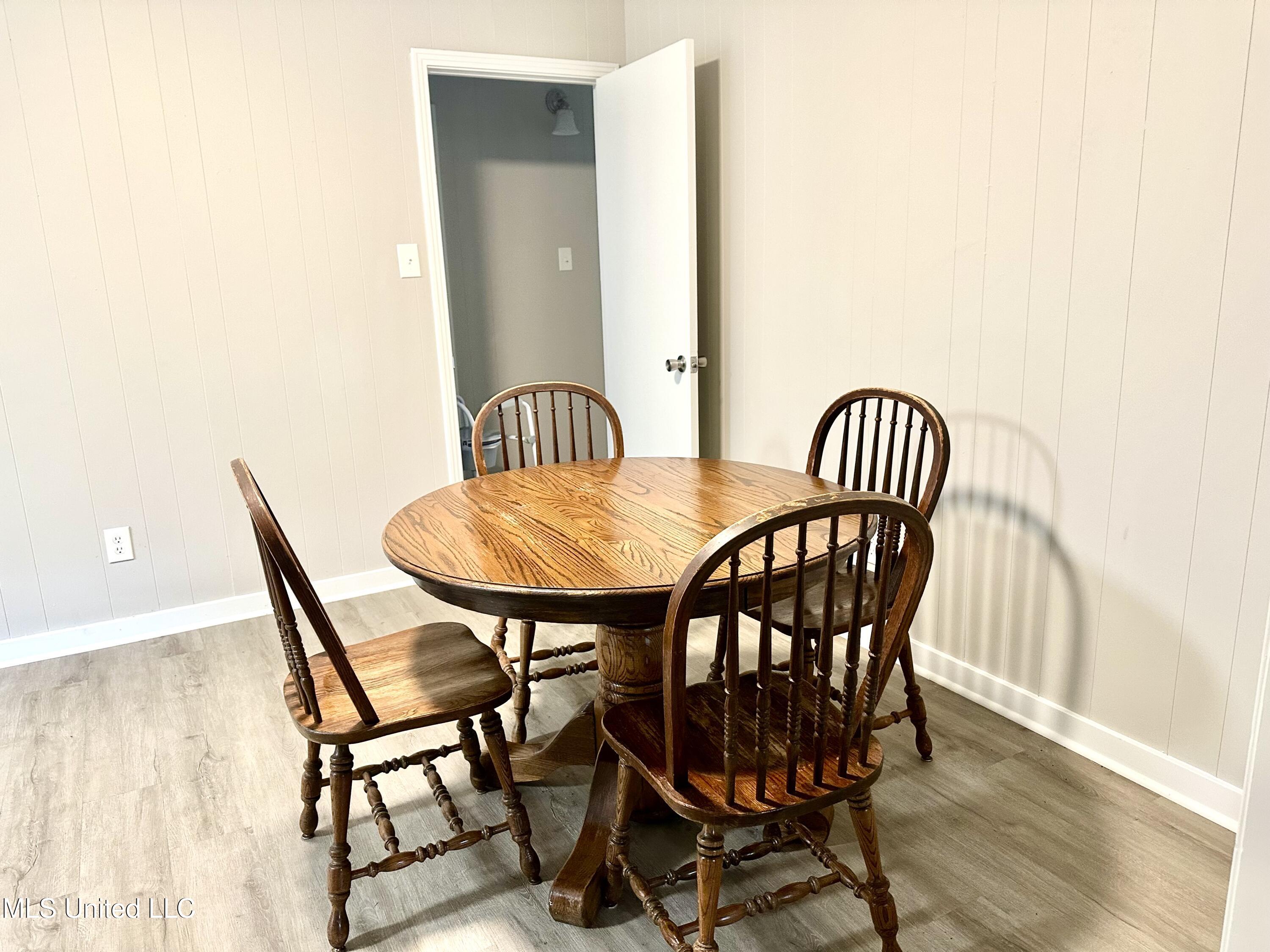 715 Ann Street Property Photo 21