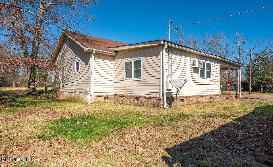 139 Gray Lane Property Photo 2