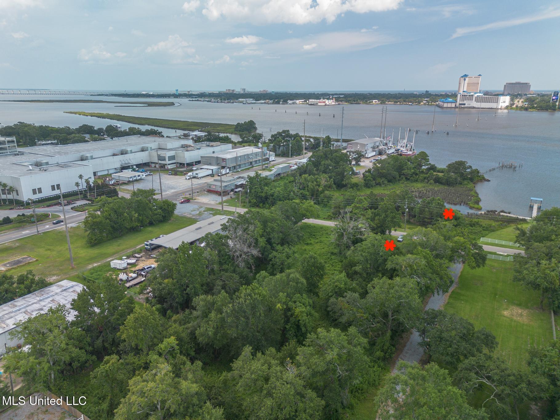 117 Bay Shore Drive Property Photo 11
