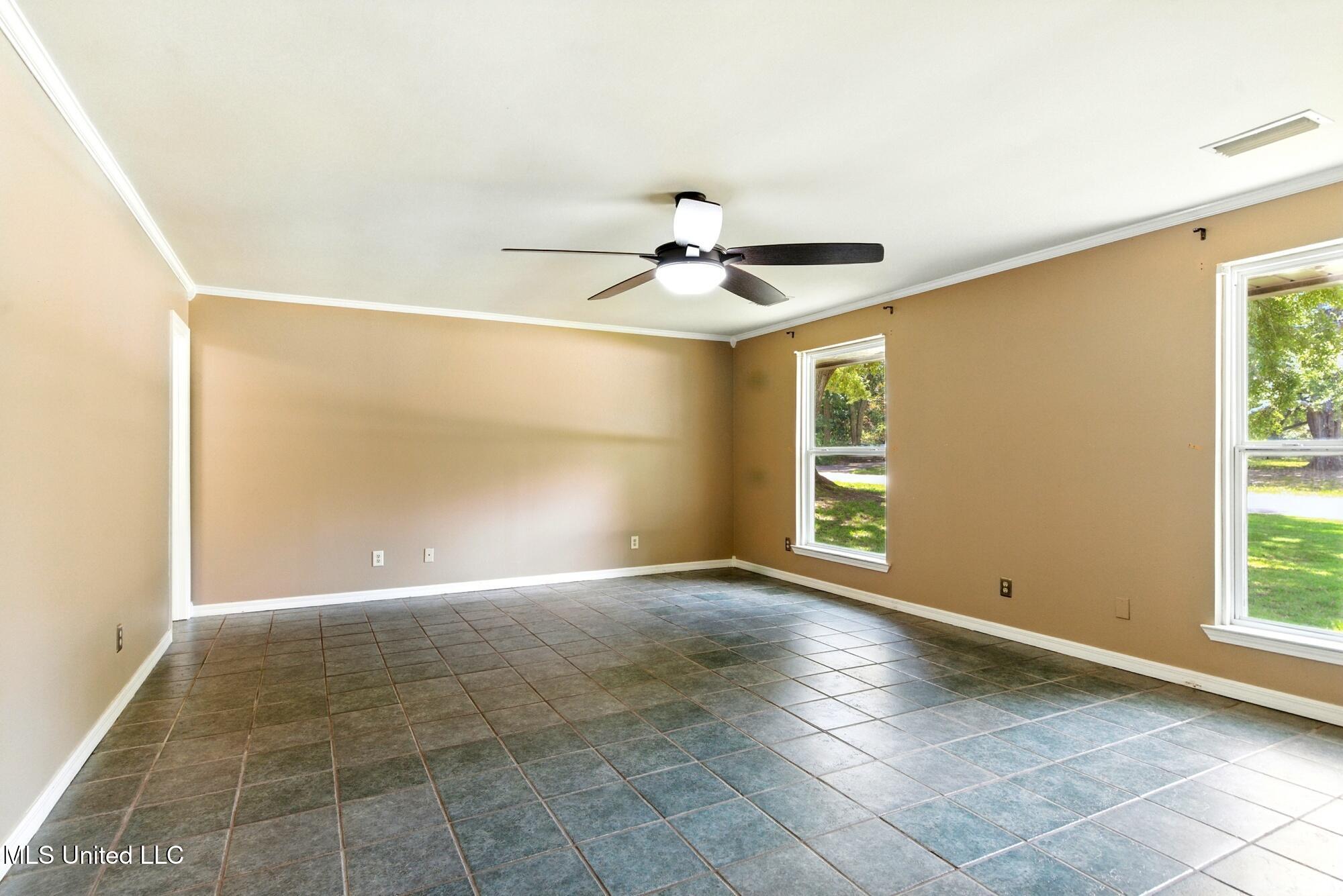 1526 Oldfield Drive Property Photo 18