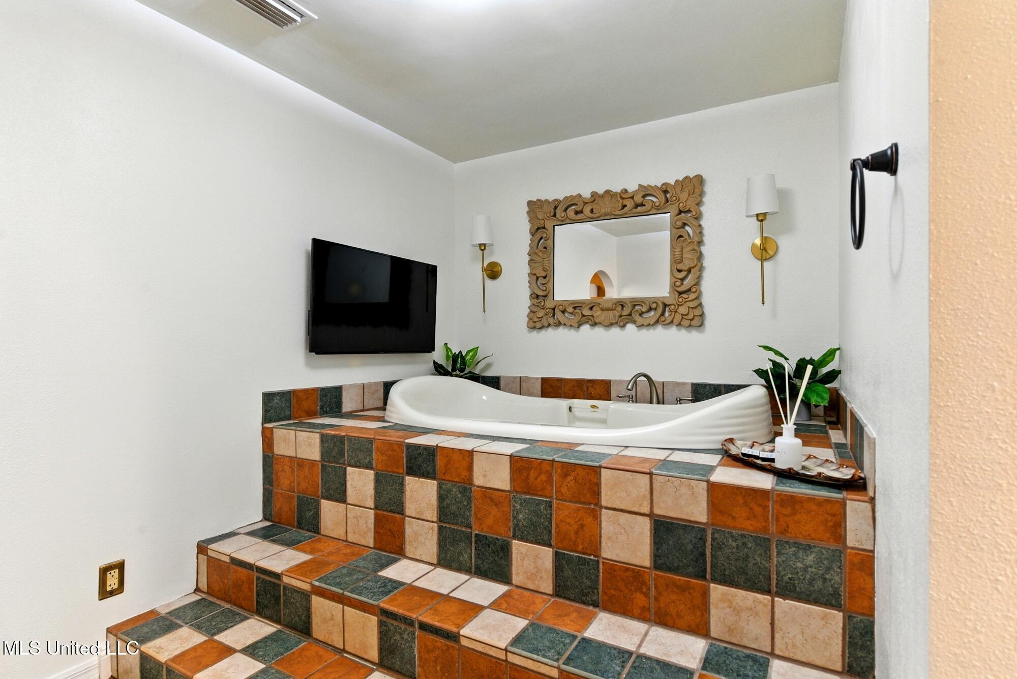 1526 Oldfield Drive Property Photo 21