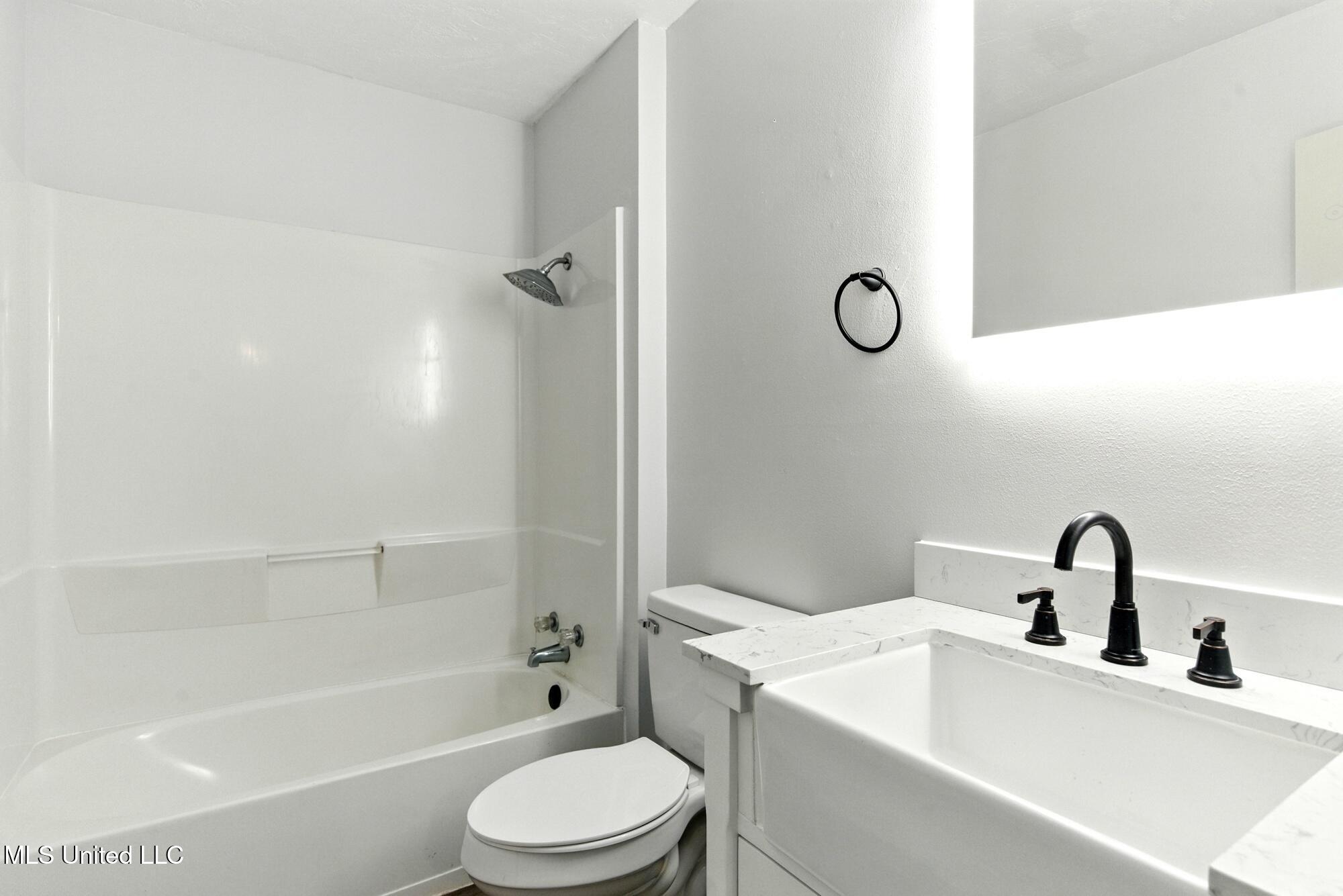 1526 Oldfield Drive Property Photo 28