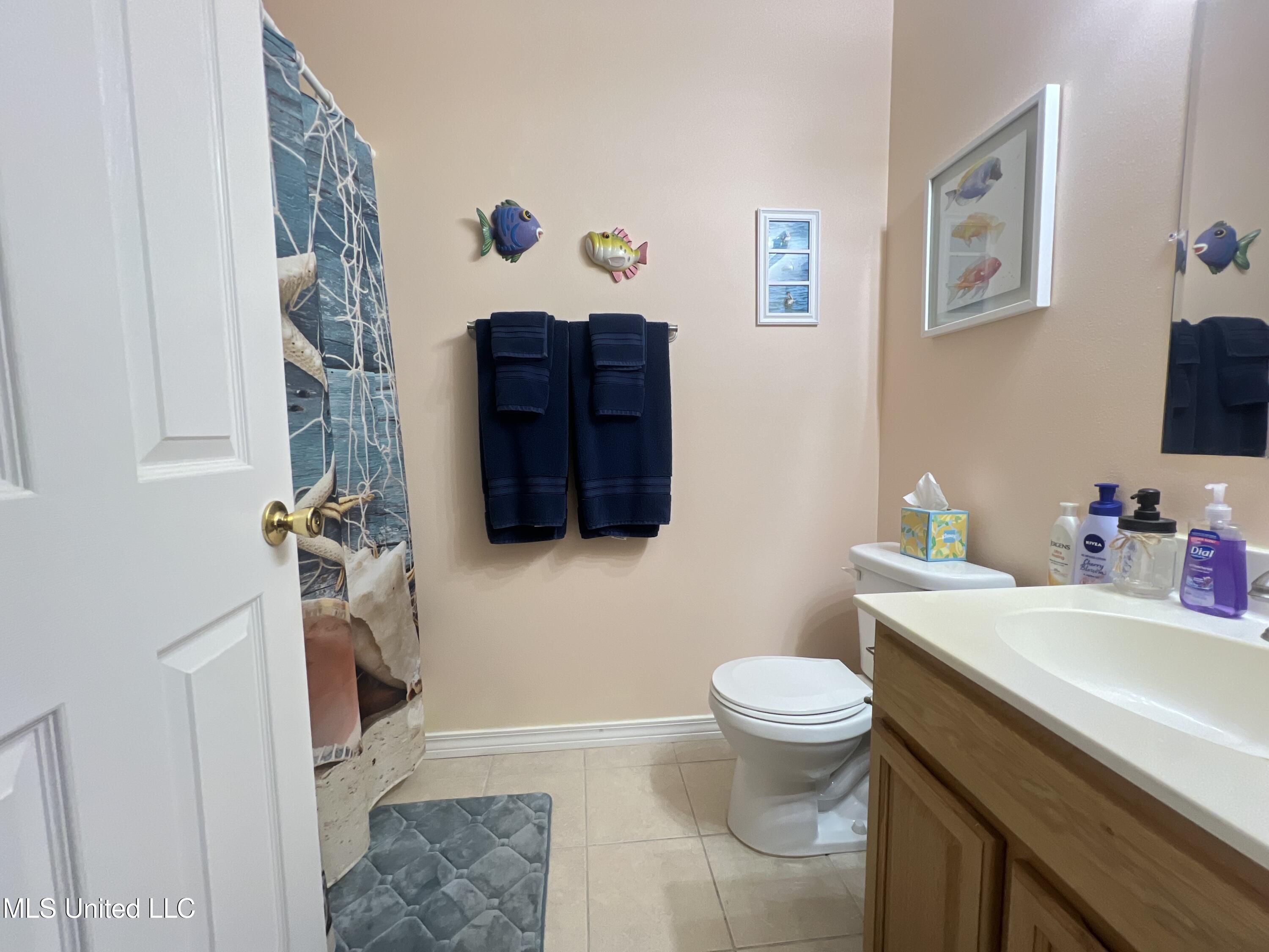 7054 W Perry Street Property Photo 18