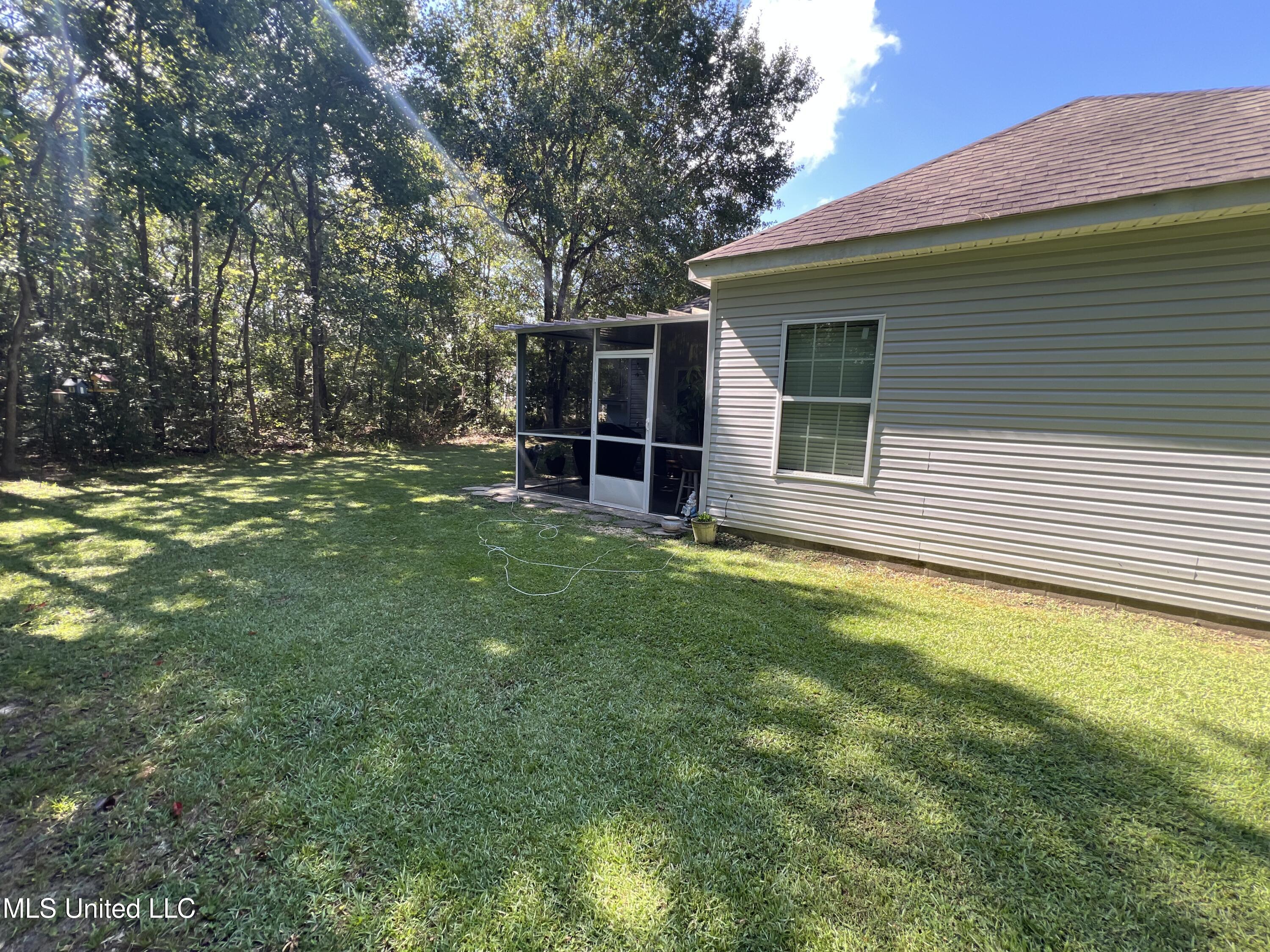 7054 W Perry Street Property Photo 26