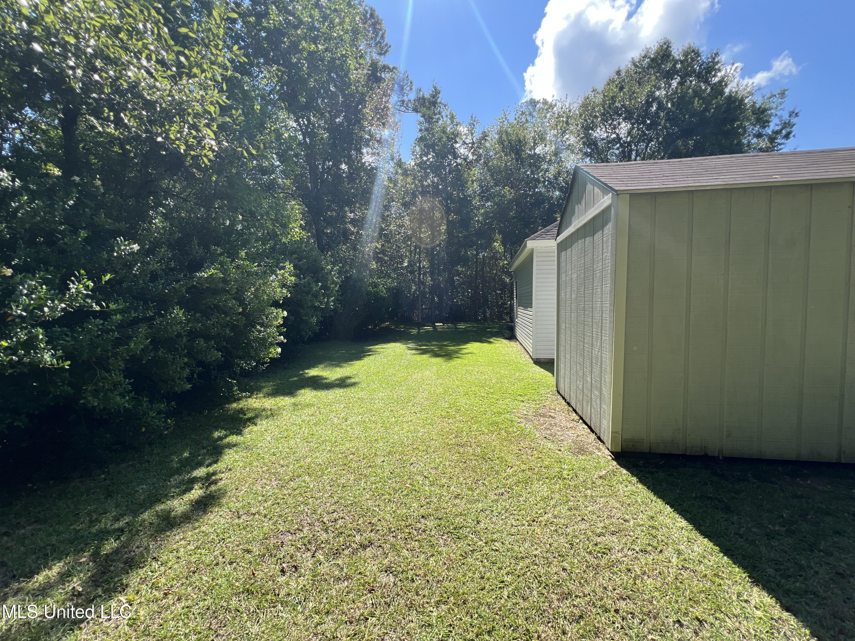 7054 W Perry Street Property Photo 27