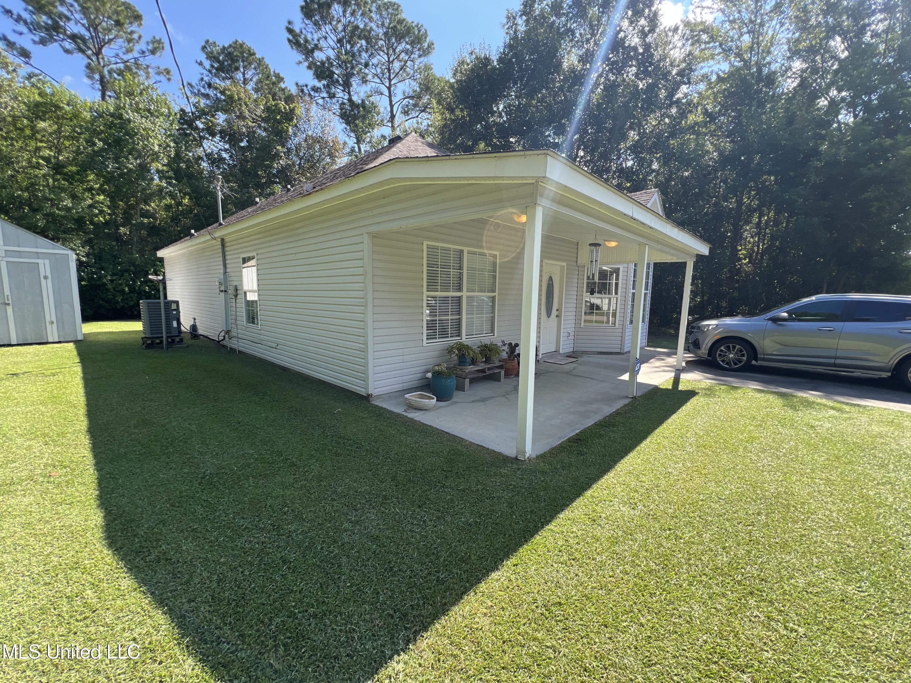 7054 W Perry Street Property Photo 30