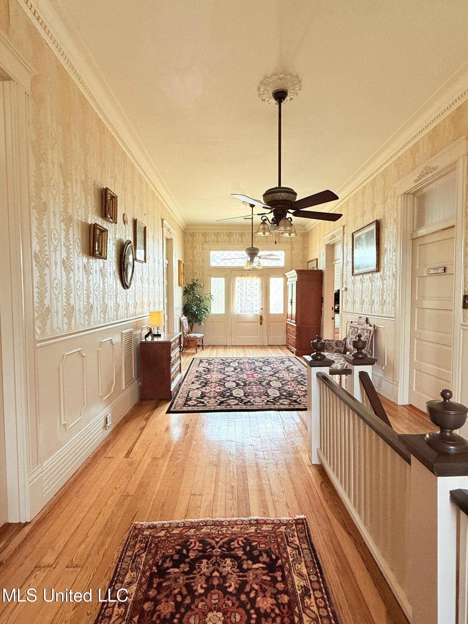 433 S Main Street Property Photo 65