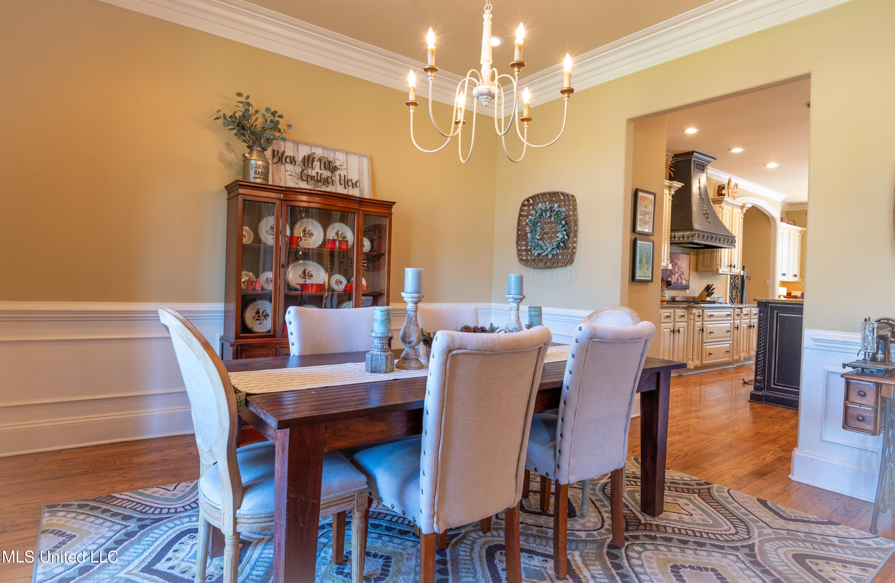 2843 Manning Circle S Property Photo 4