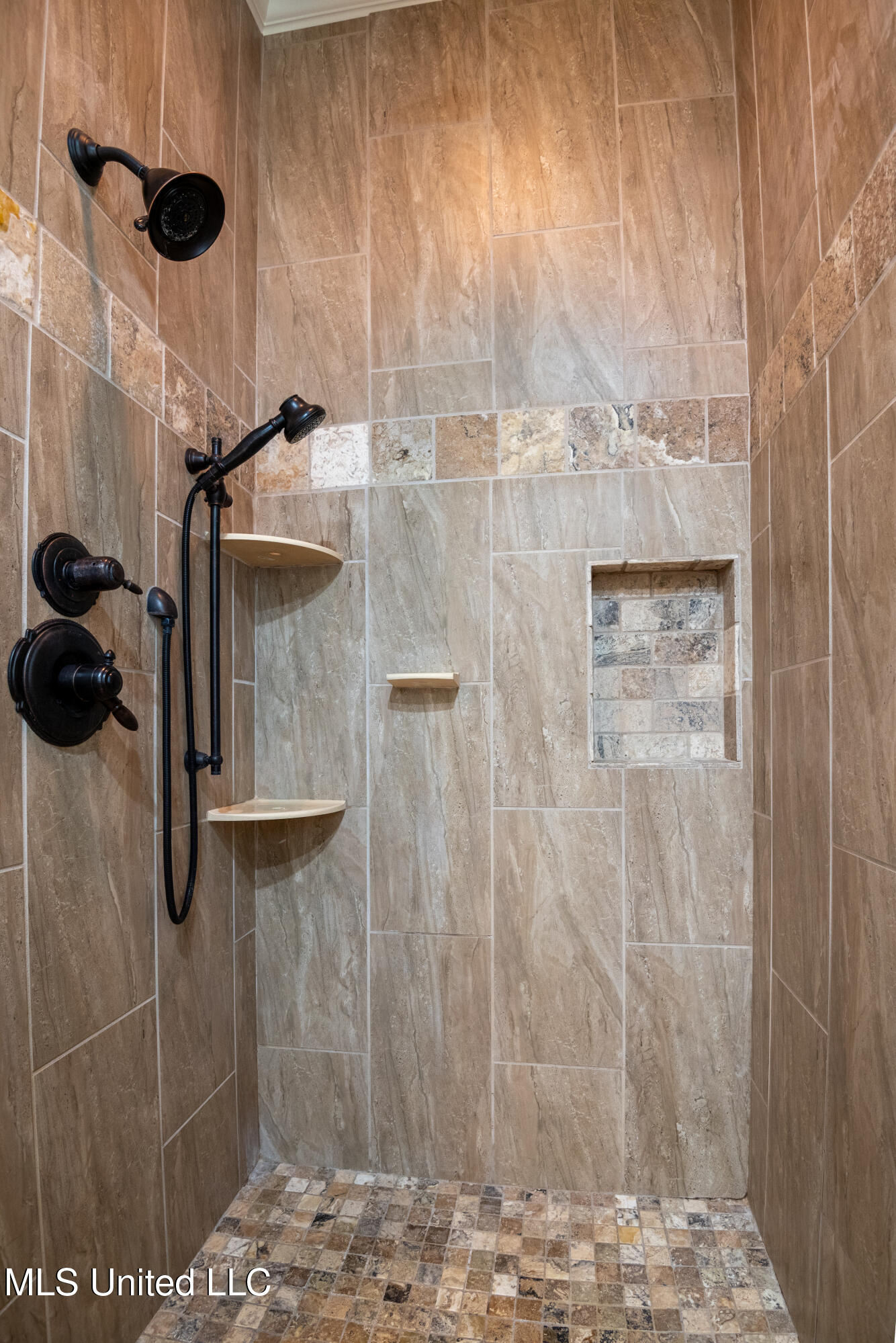 2843 Manning Circle S Property Photo 12