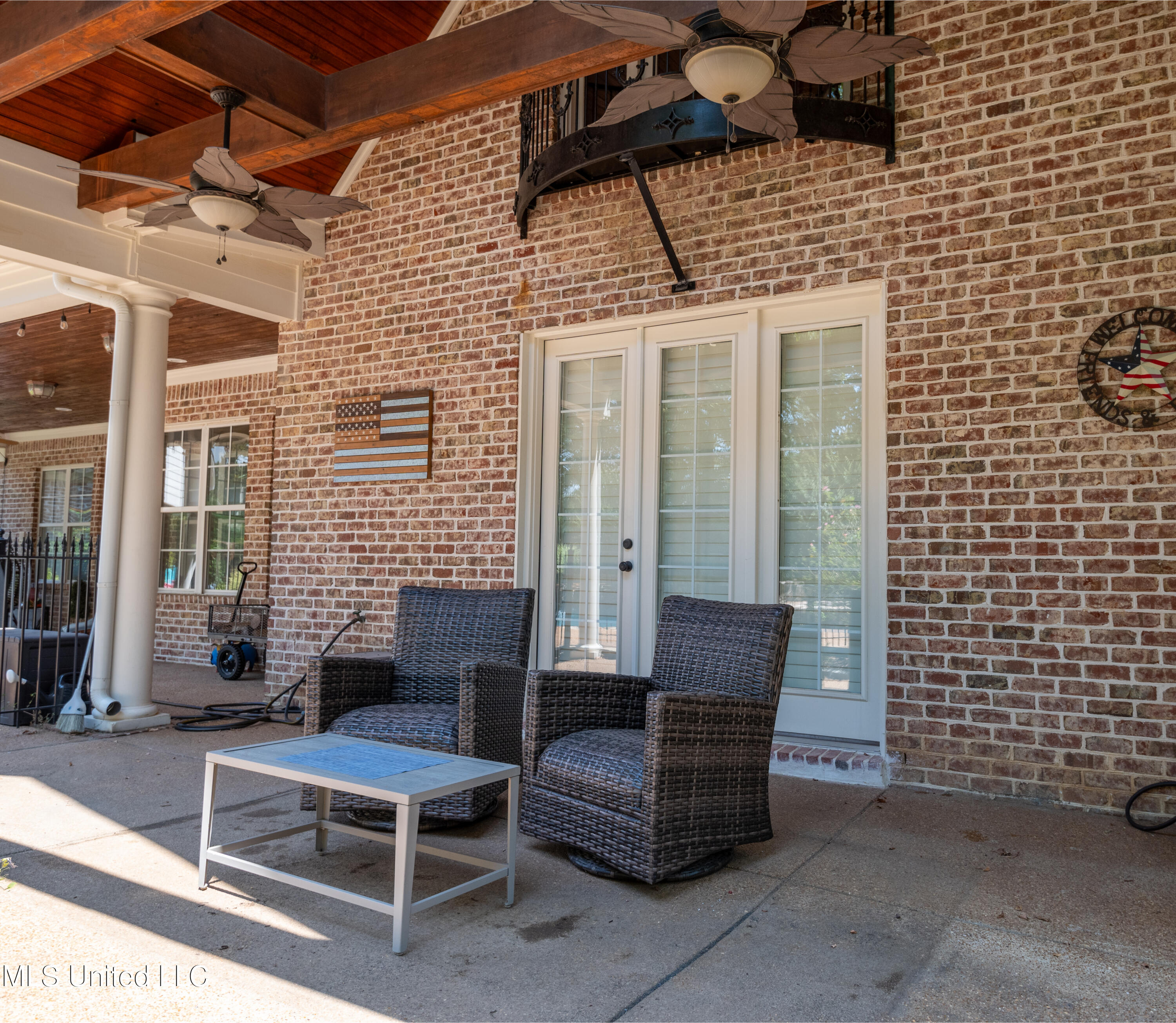 2843 Manning Circle S Property Photo 14