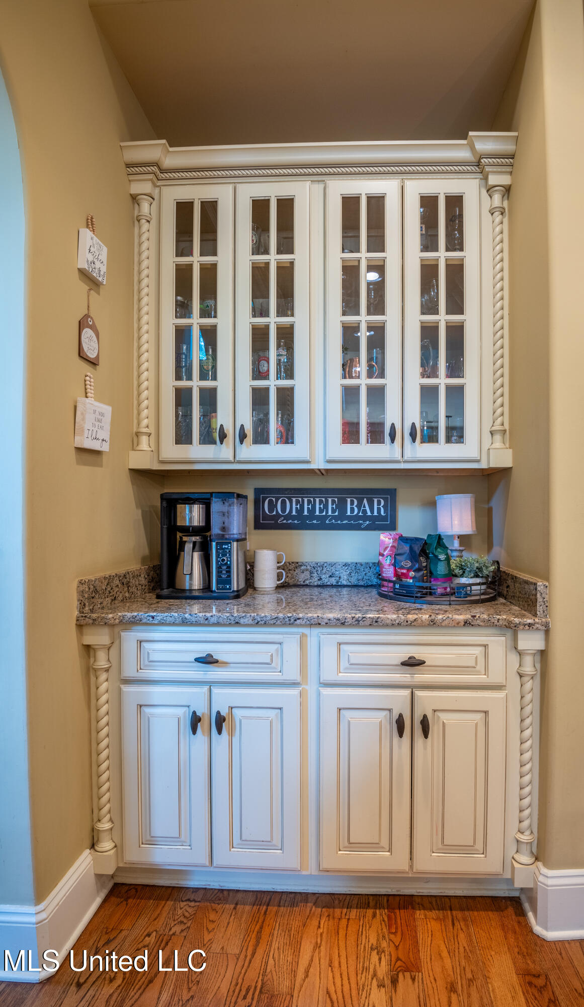 2843 Manning Circle S Property Photo 21