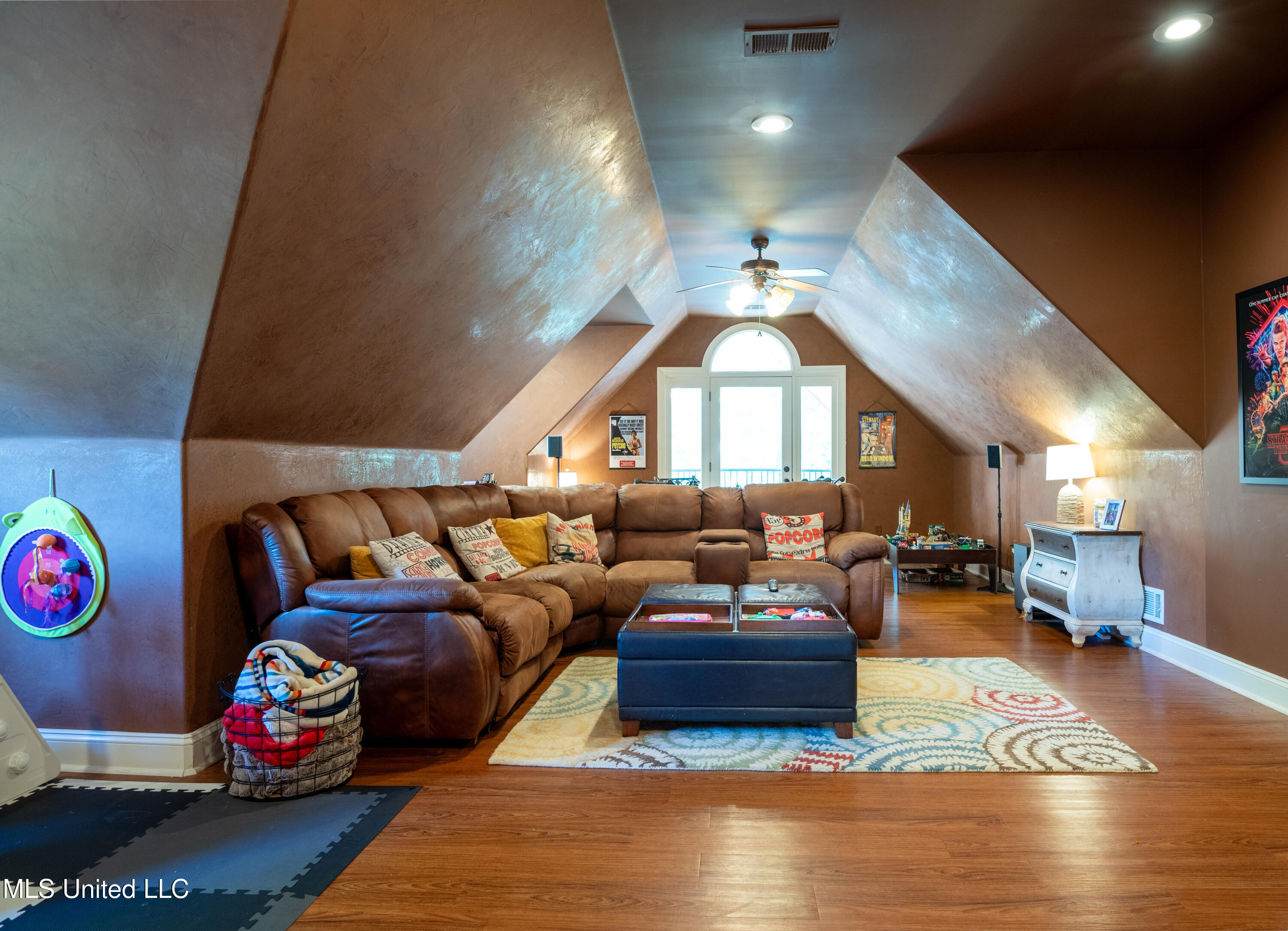 2843 Manning Circle S Property Photo 40